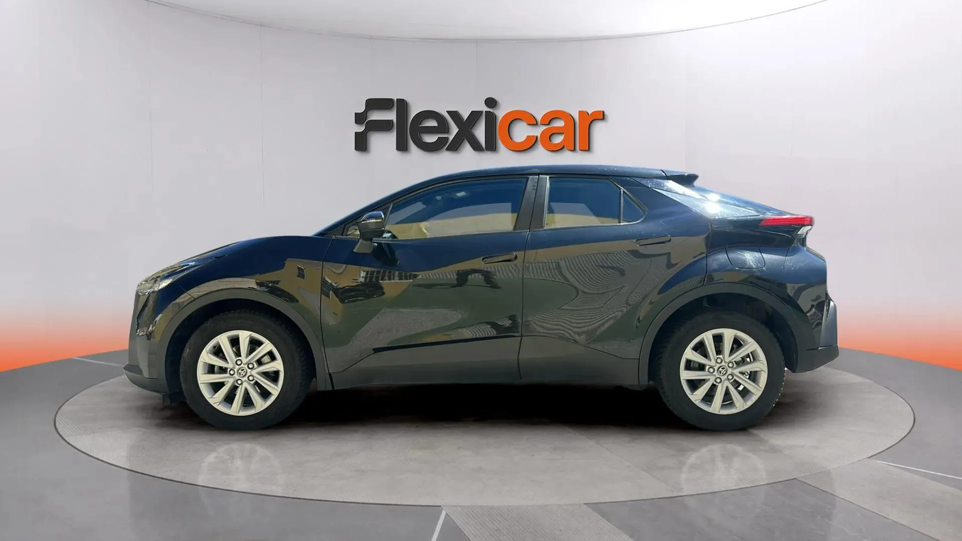 Toyota C-HR 1.8 140H Active - foto 4