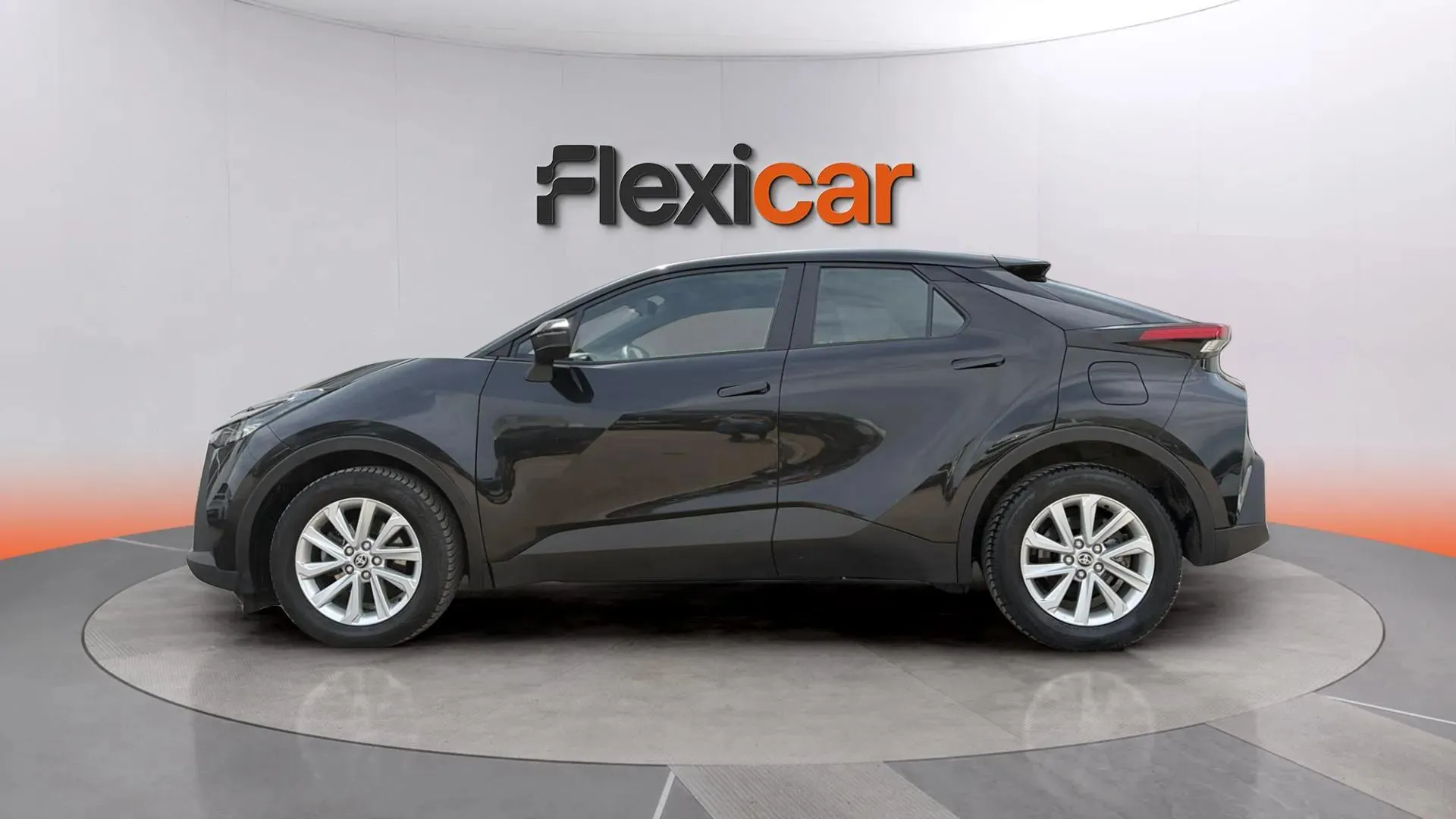 Toyota C-HR 1.8 140H Active - foto 8