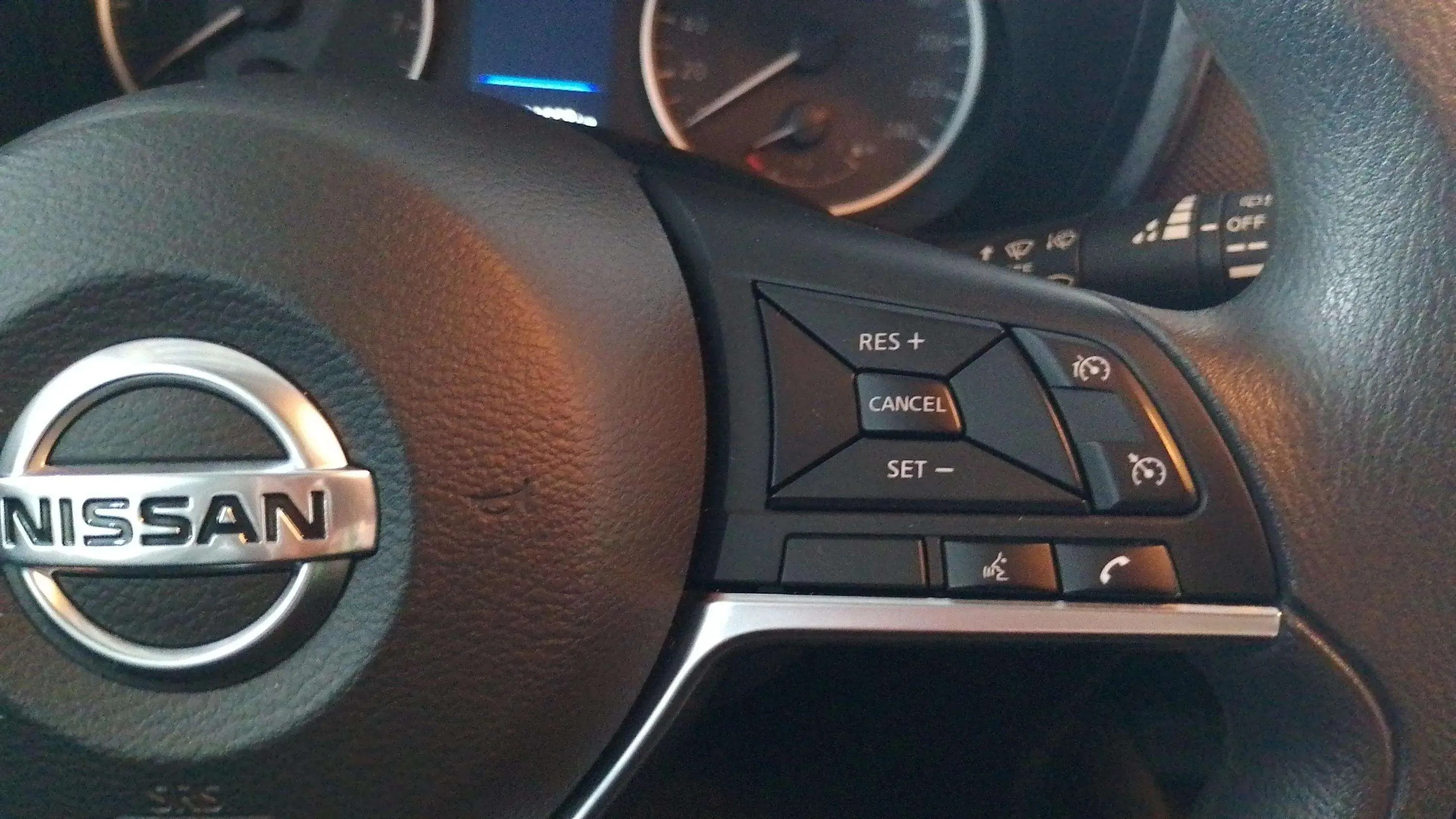 Nissan Juke DIG-T Acenta - foto 7