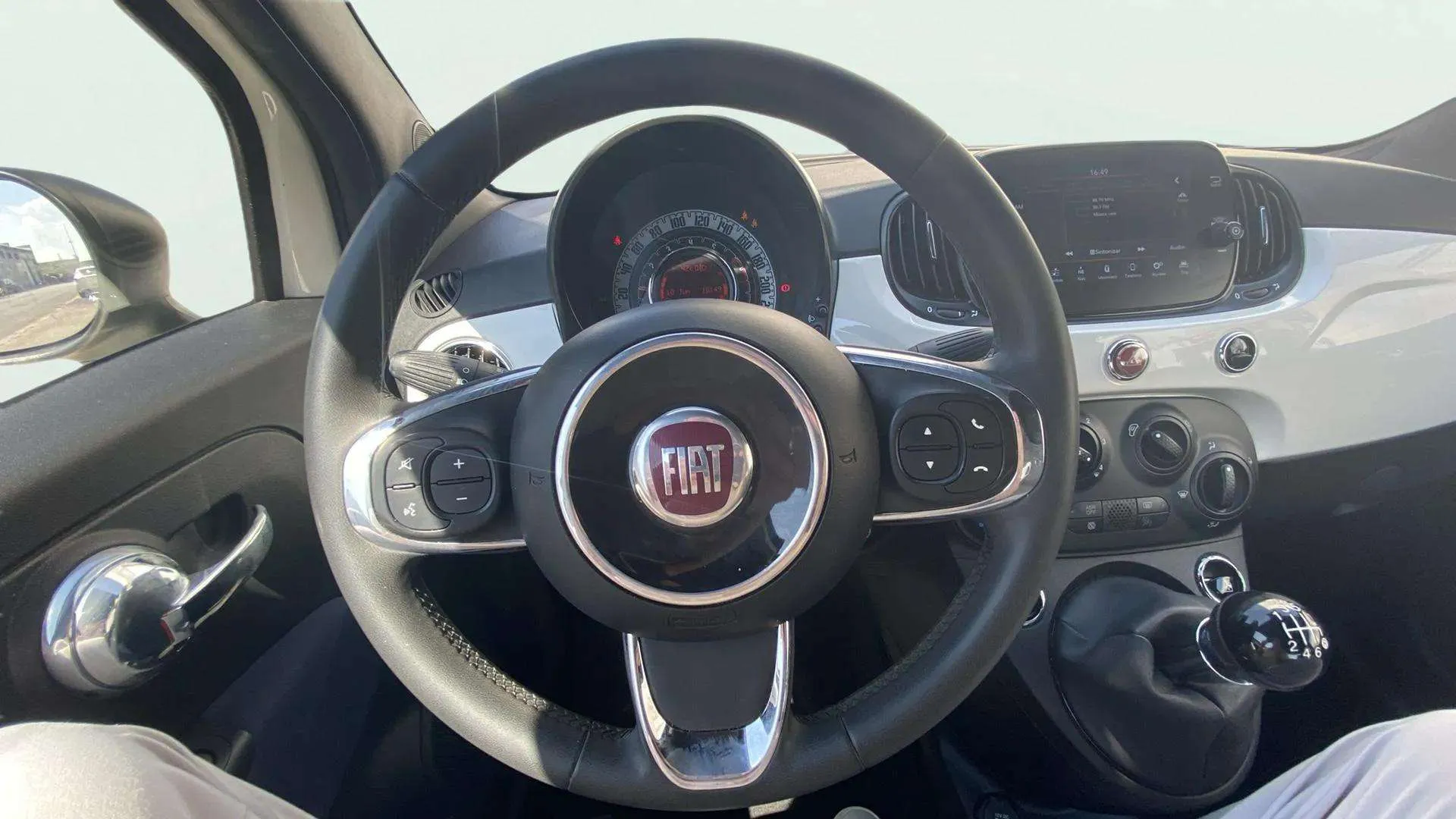 Fiat 500 Cult 1.0 Hybrid - foto 12