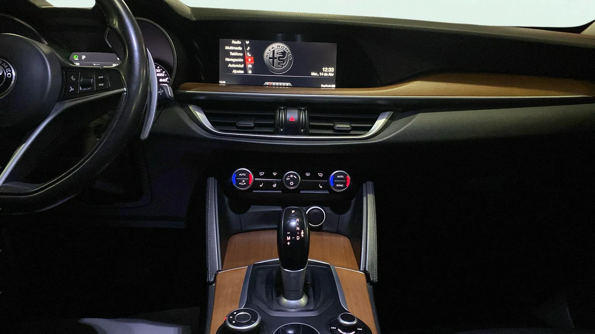 Alfa Romeo Stelvio 2.0 Gasolina Executive AWD - foto 23