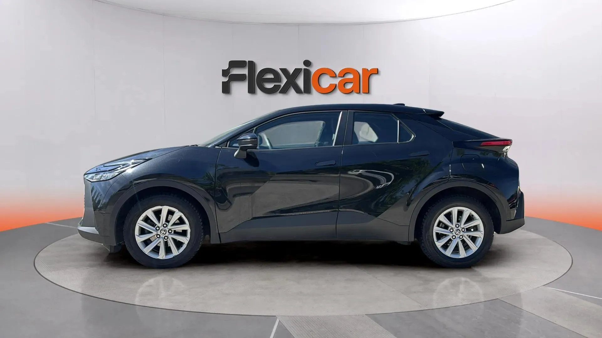 Toyota C-HR 1.8 140H Active - foto 4
