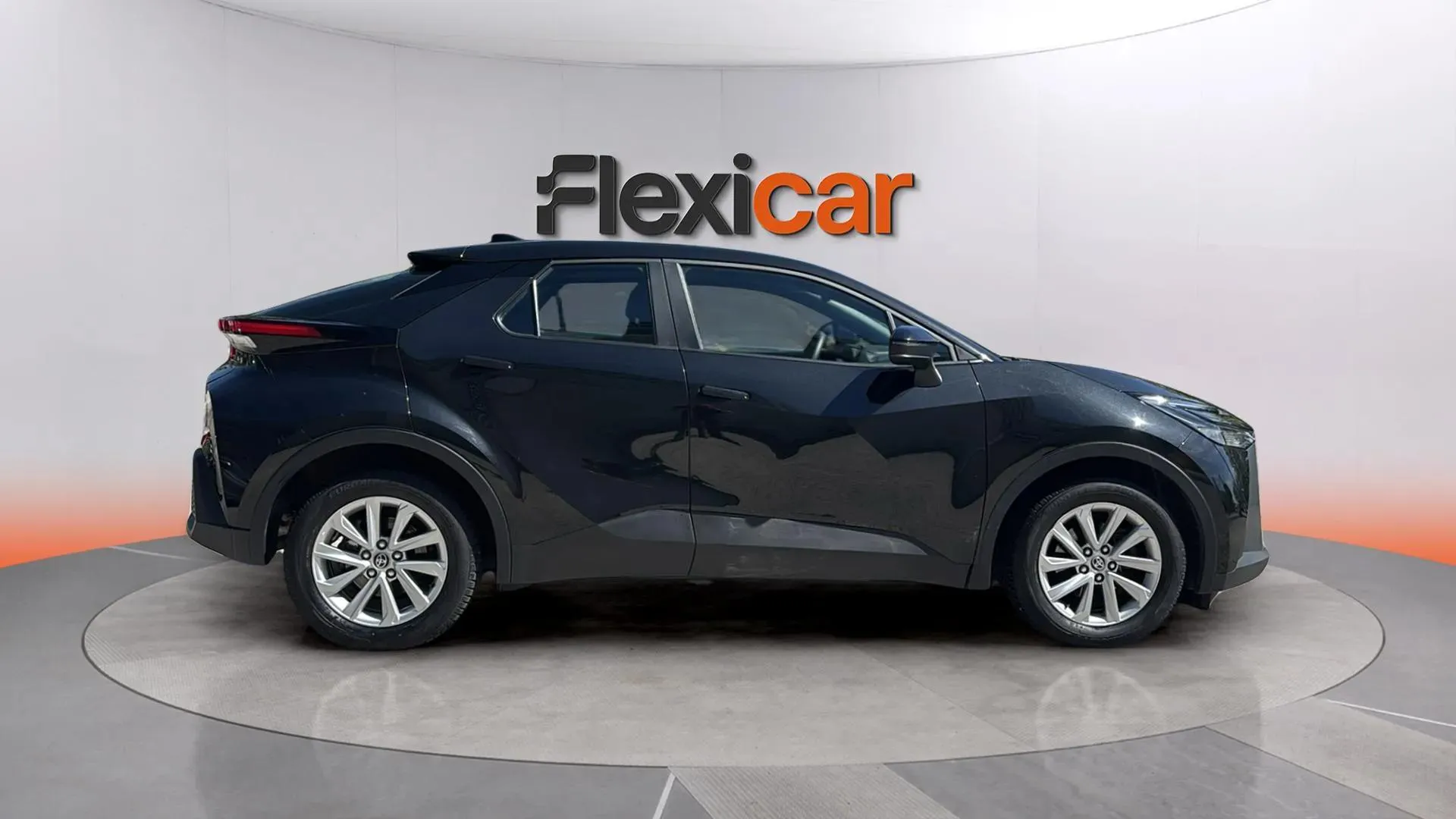 Toyota C-HR 1.8 140H Active - foto 8