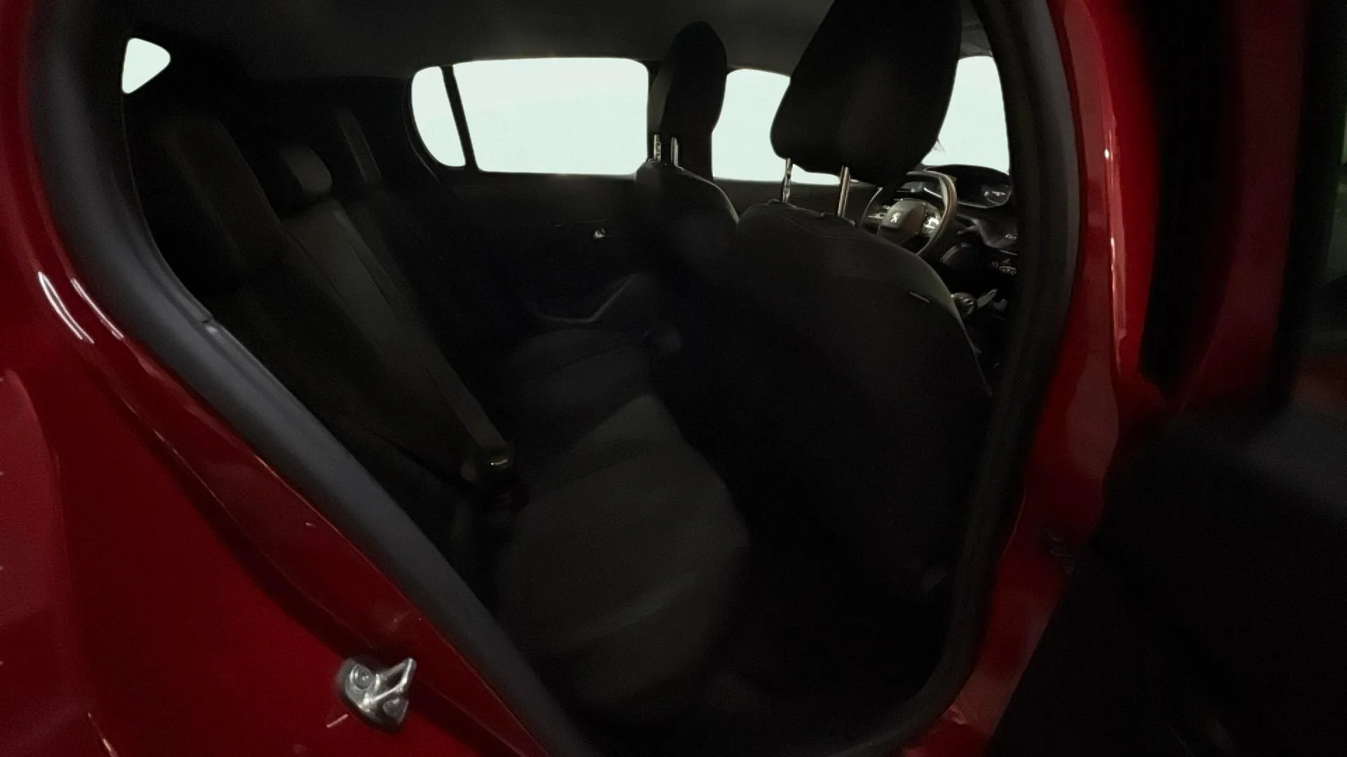 Peugeot 208 PureTech Allure - foto 8