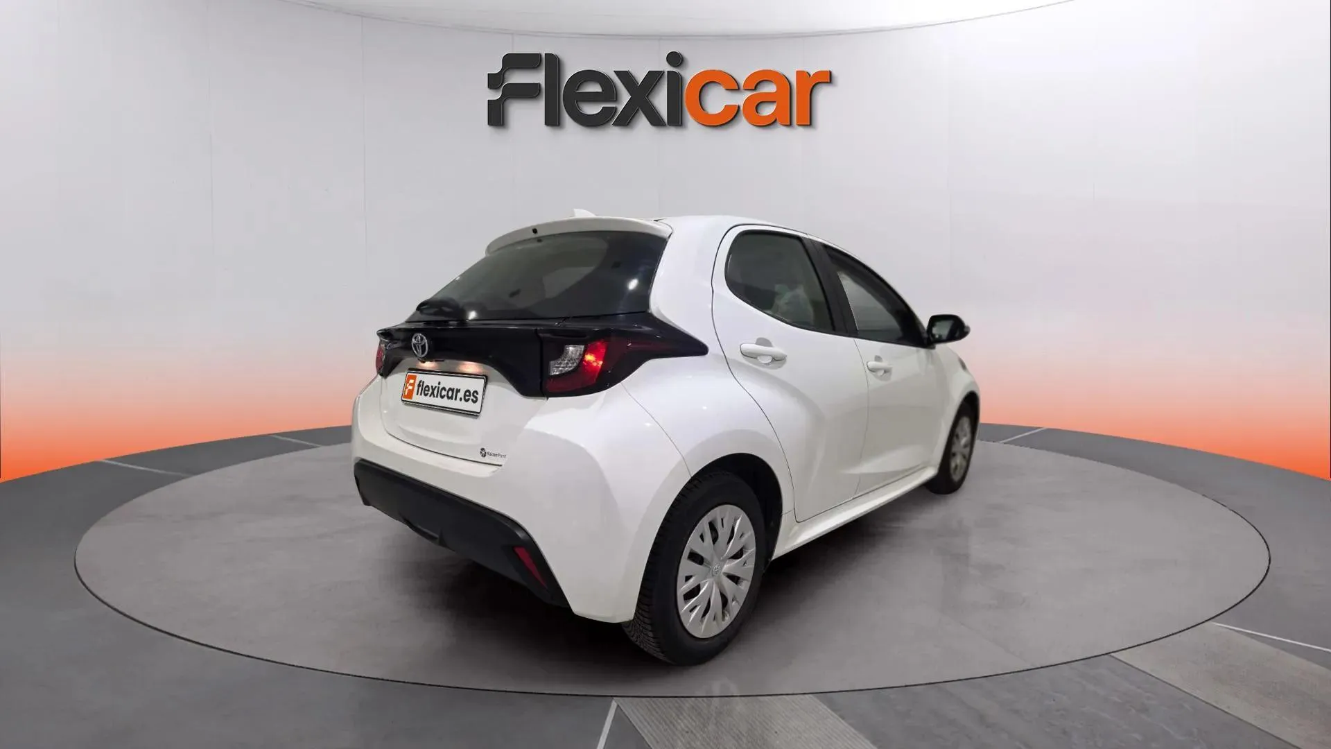 Toyota Yaris Comfort - foto 5