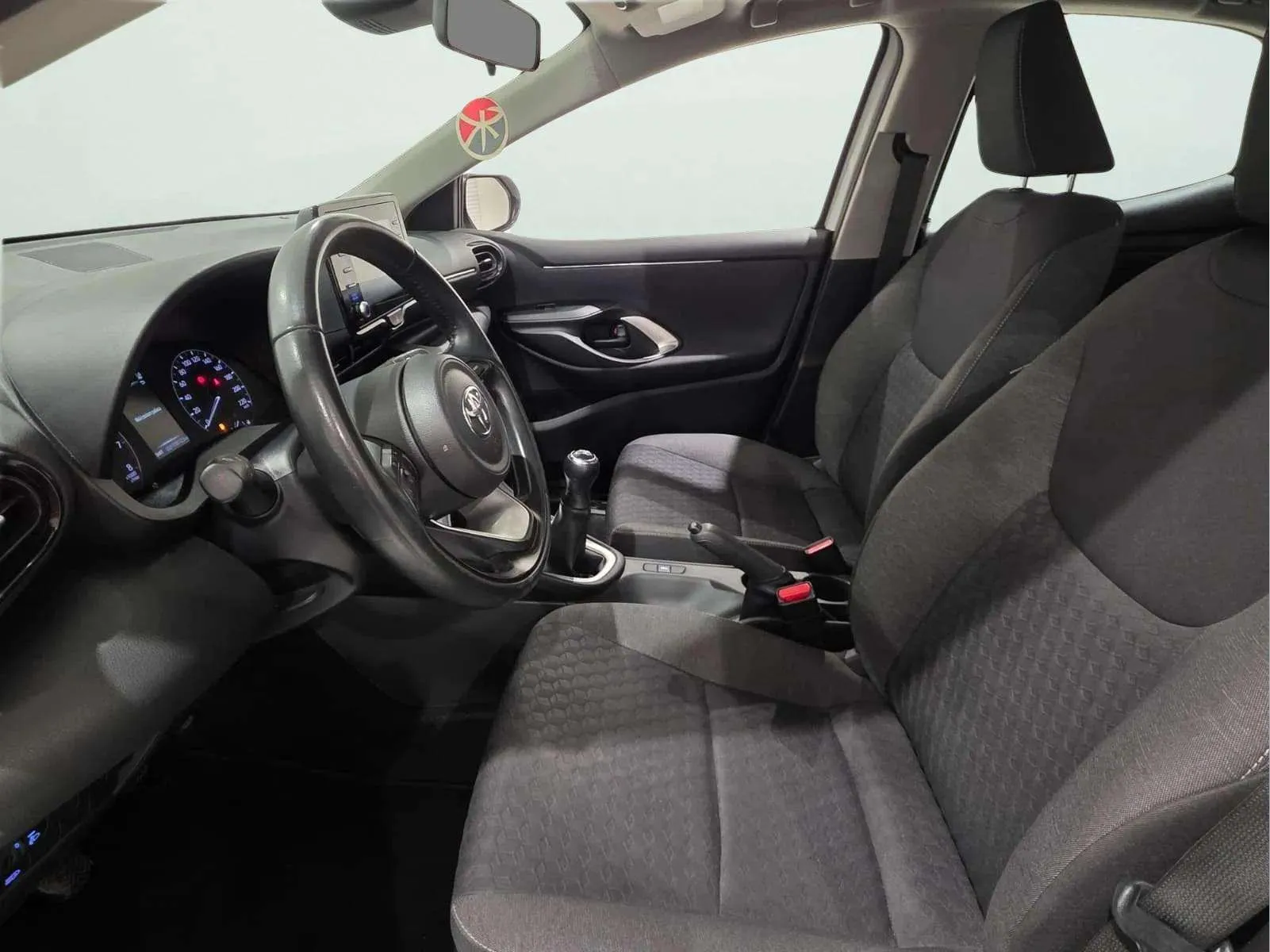 Toyota Yaris Comfort - foto 17