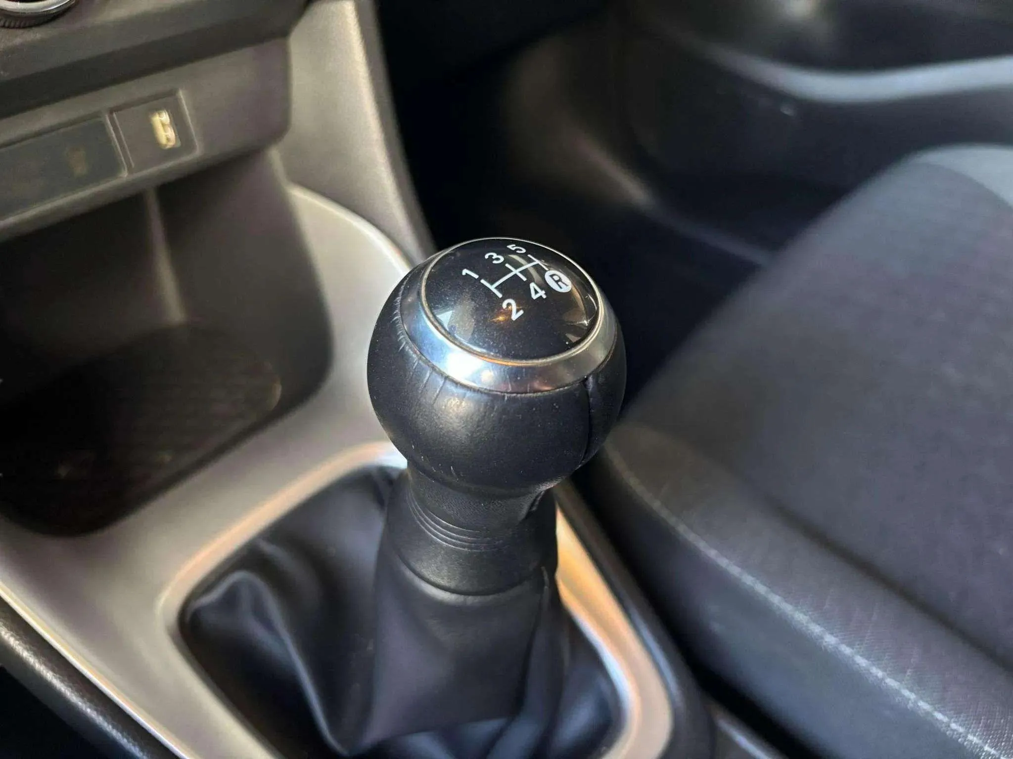 Toyota Yaris Comfort - foto 17