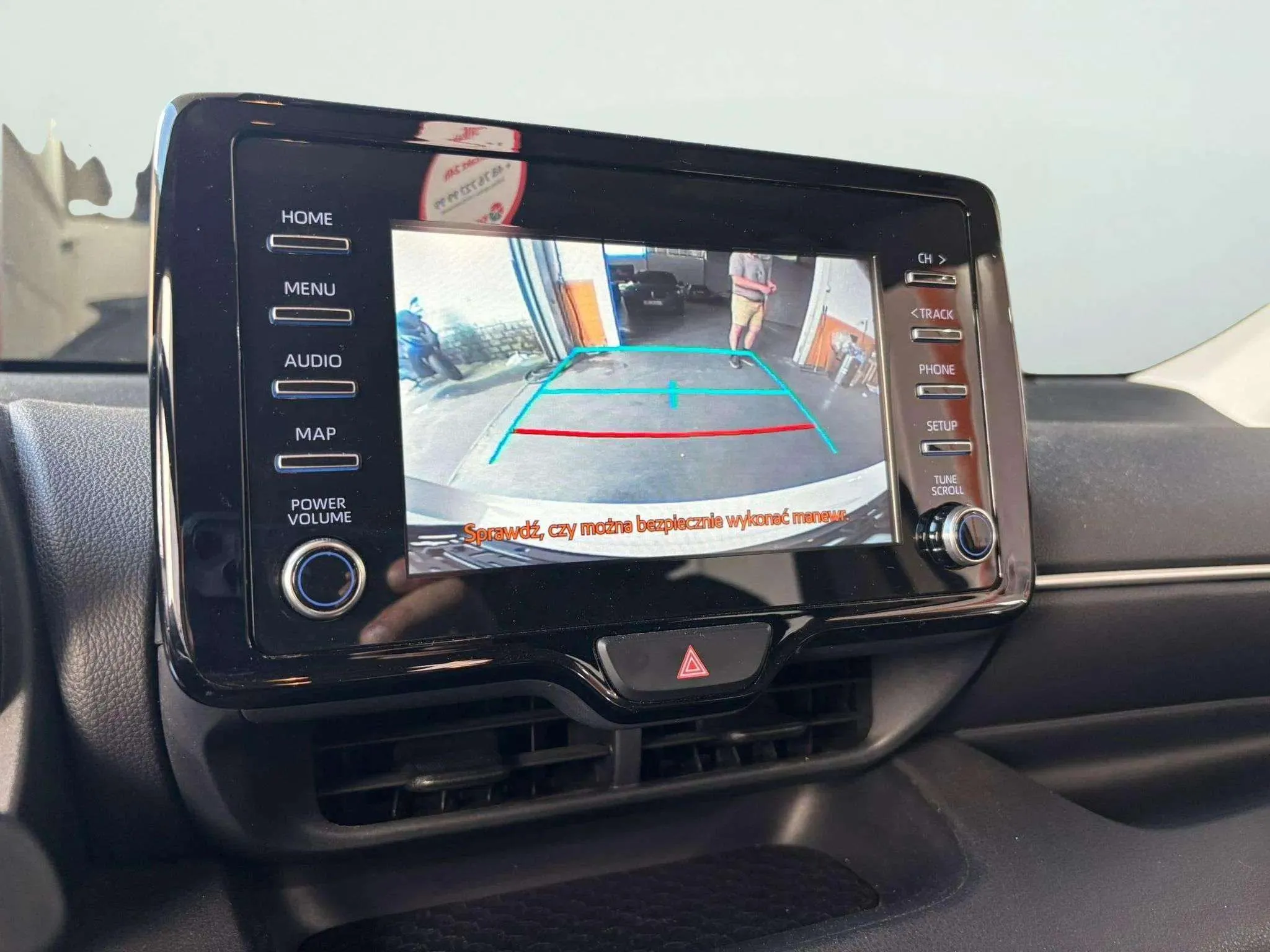 Toyota Yaris Comfort - foto 14
