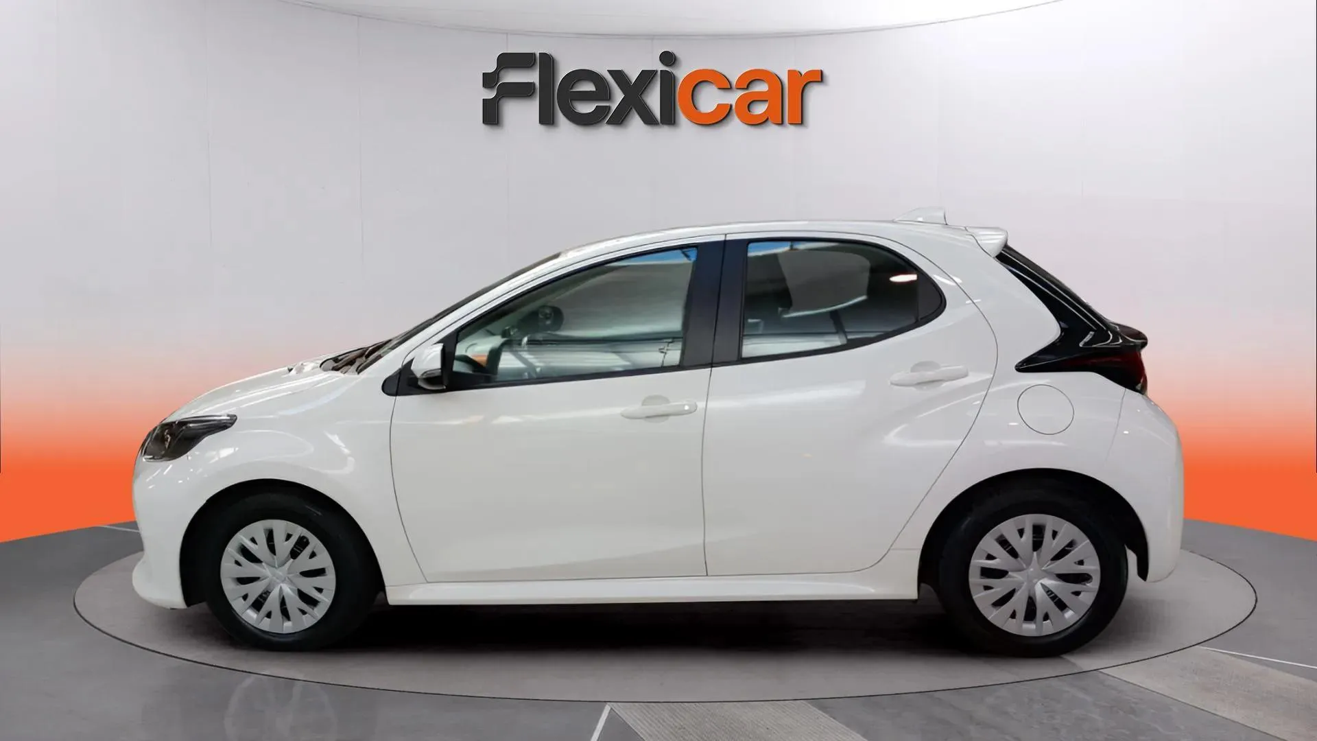 Toyota Yaris Comfort - foto 3