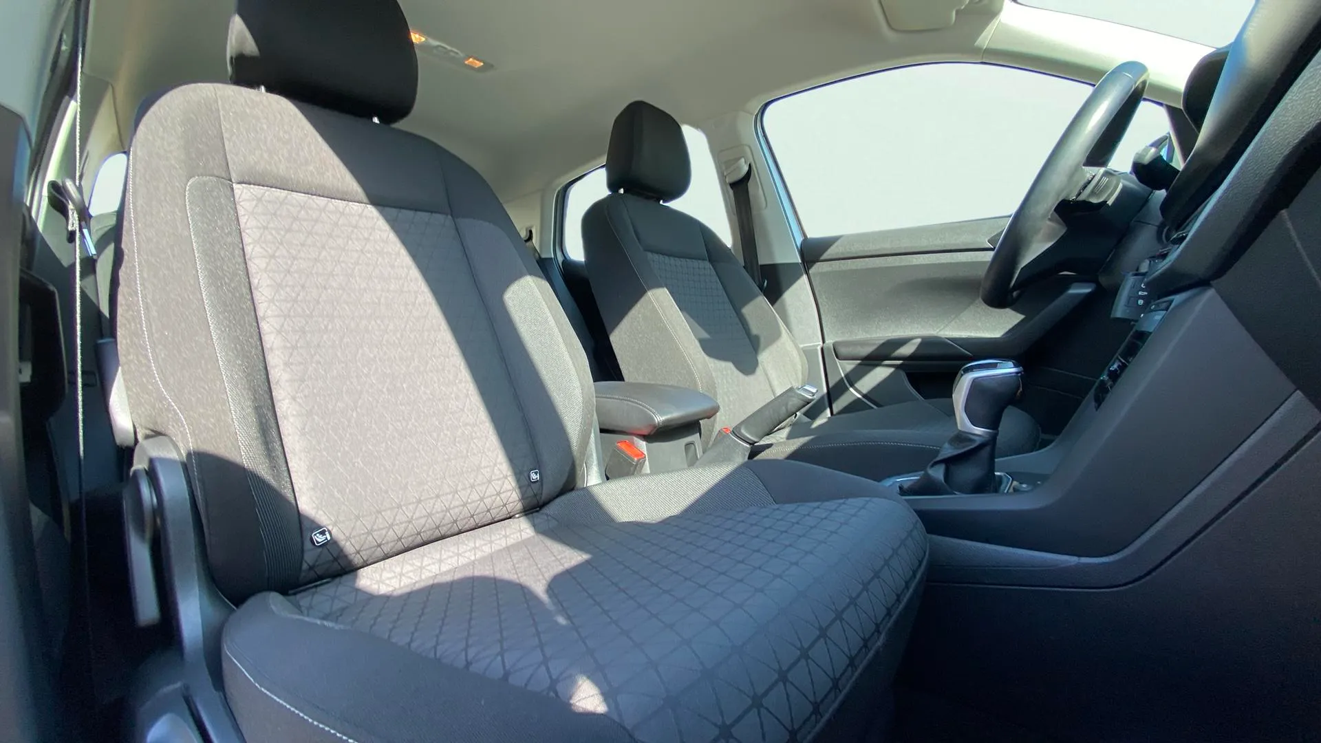 Volkswagen T-Cross Advance 1.0 TSI DSG - foto 13