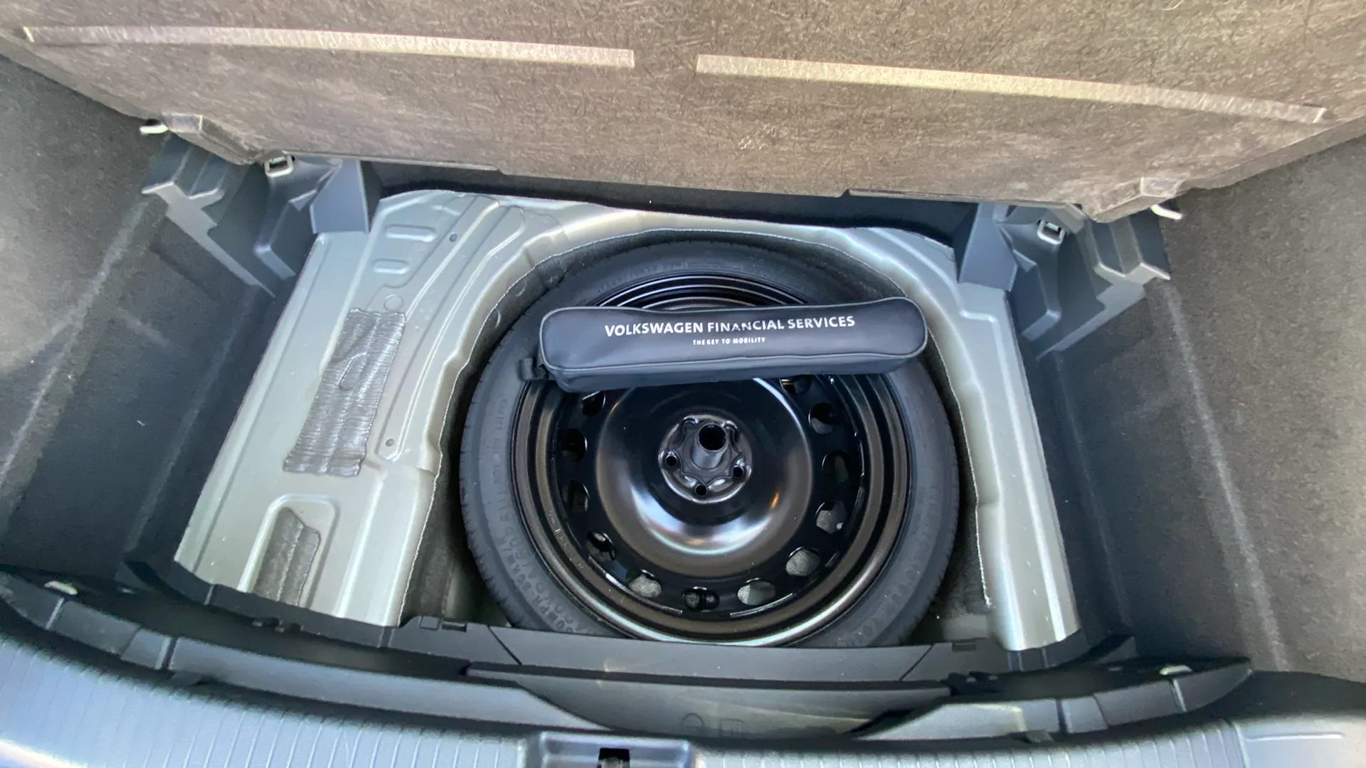 Volkswagen T-Cross Advance 1.0 TSI DSG - foto 17