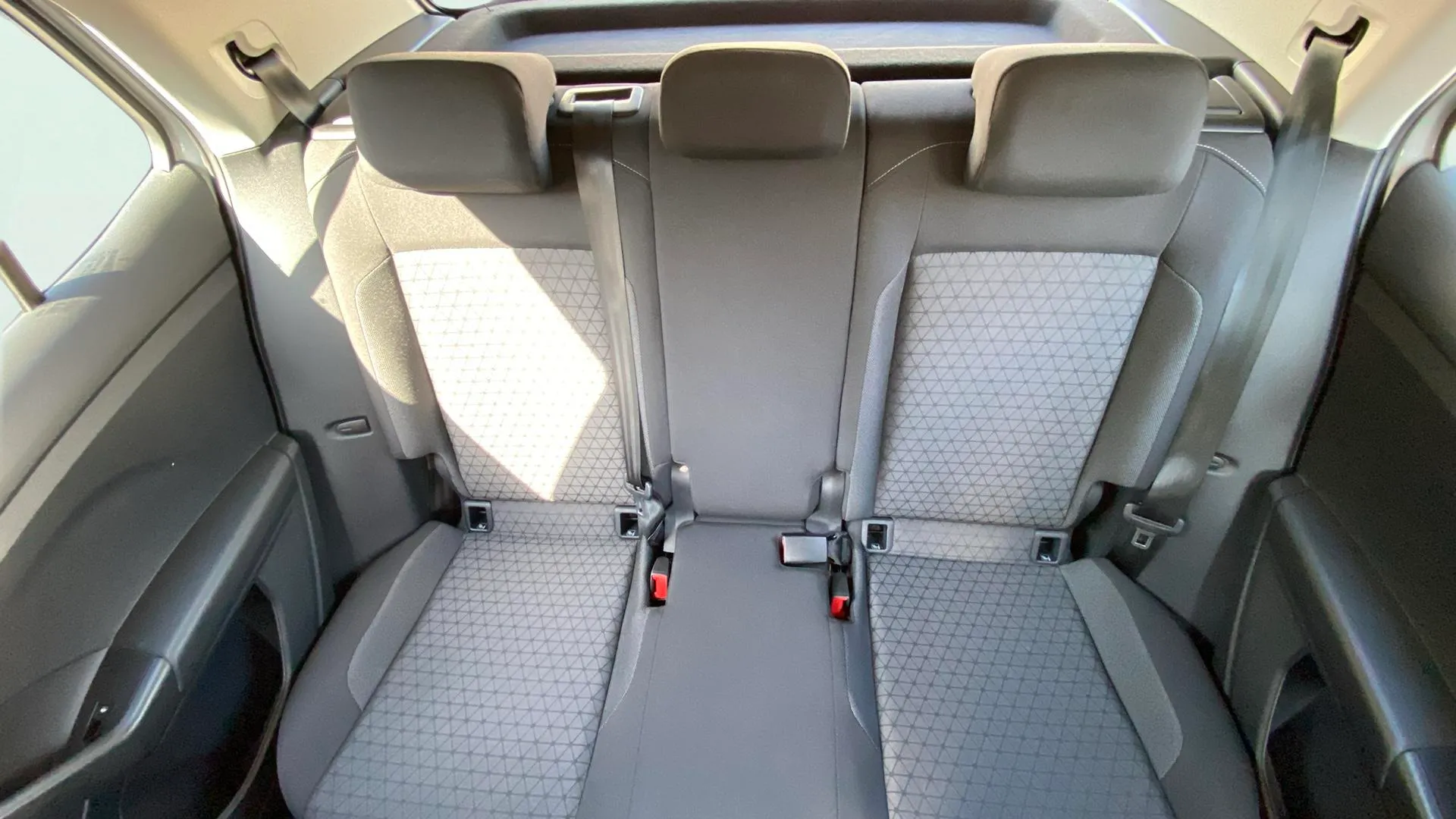 Volkswagen T-Cross Advance 1.0 TSI DSG - foto 15