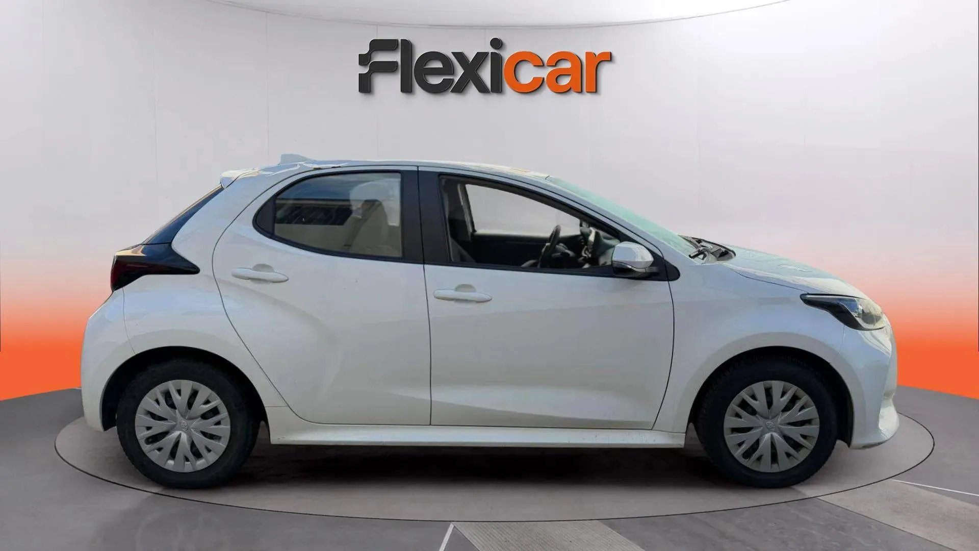 Toyota Yaris 1.0 Confort - foto 4