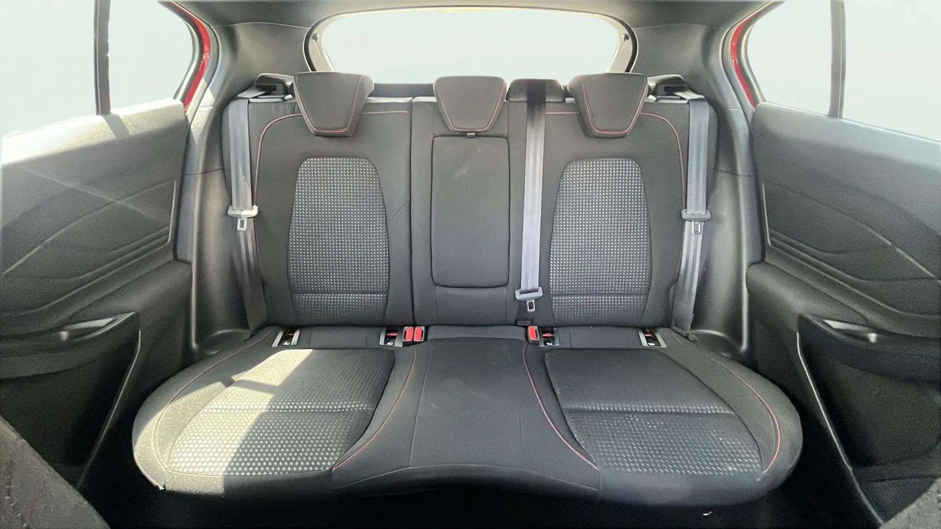 Ford Focus 1.0 EcoBoost MHEV ST-Line - foto 13