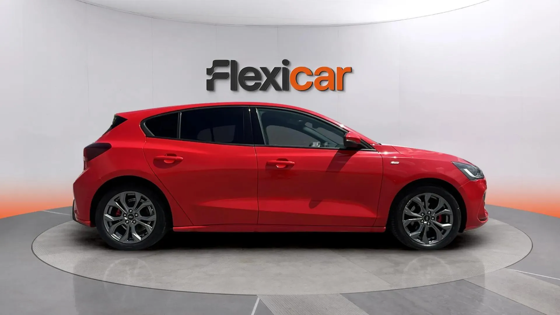Ford Focus 1.0 EcoBoost MHEV ST-Line - foto 3