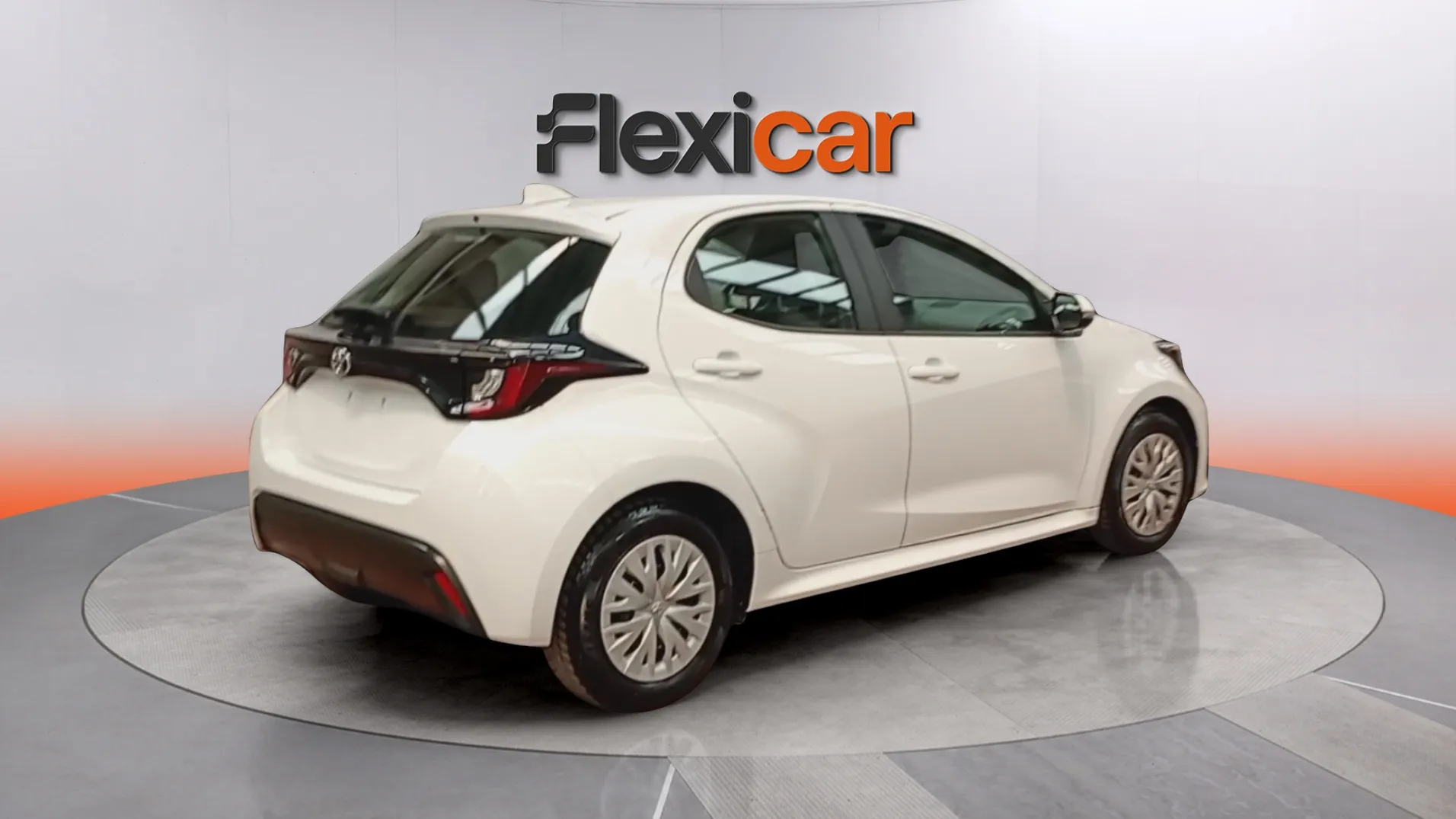 Toyota Yaris 1.5 125 S-Edition - foto 8