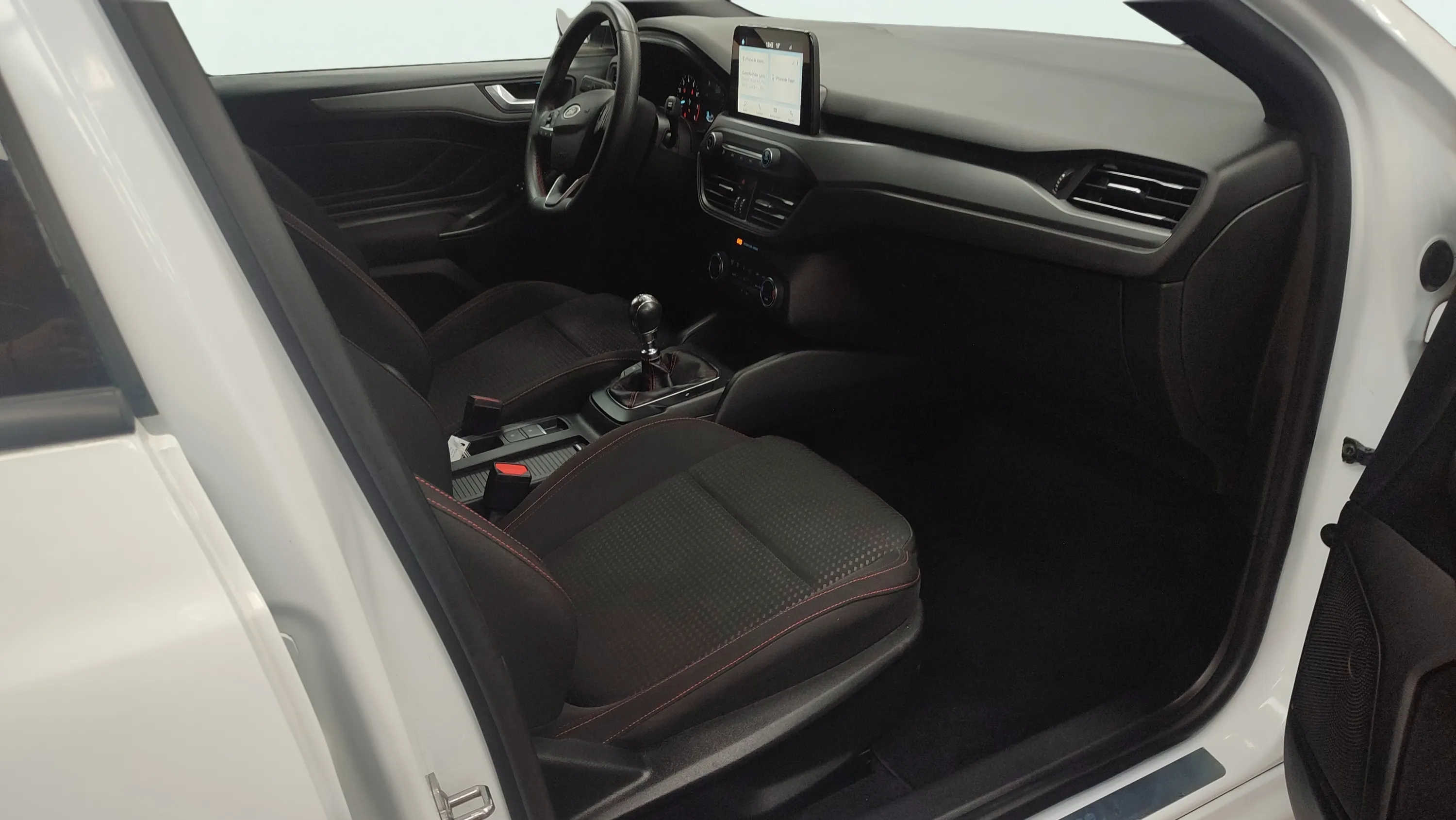 Ford Focus 1.0 EcoBoost MHEV ST-Line Style SIP - foto 18