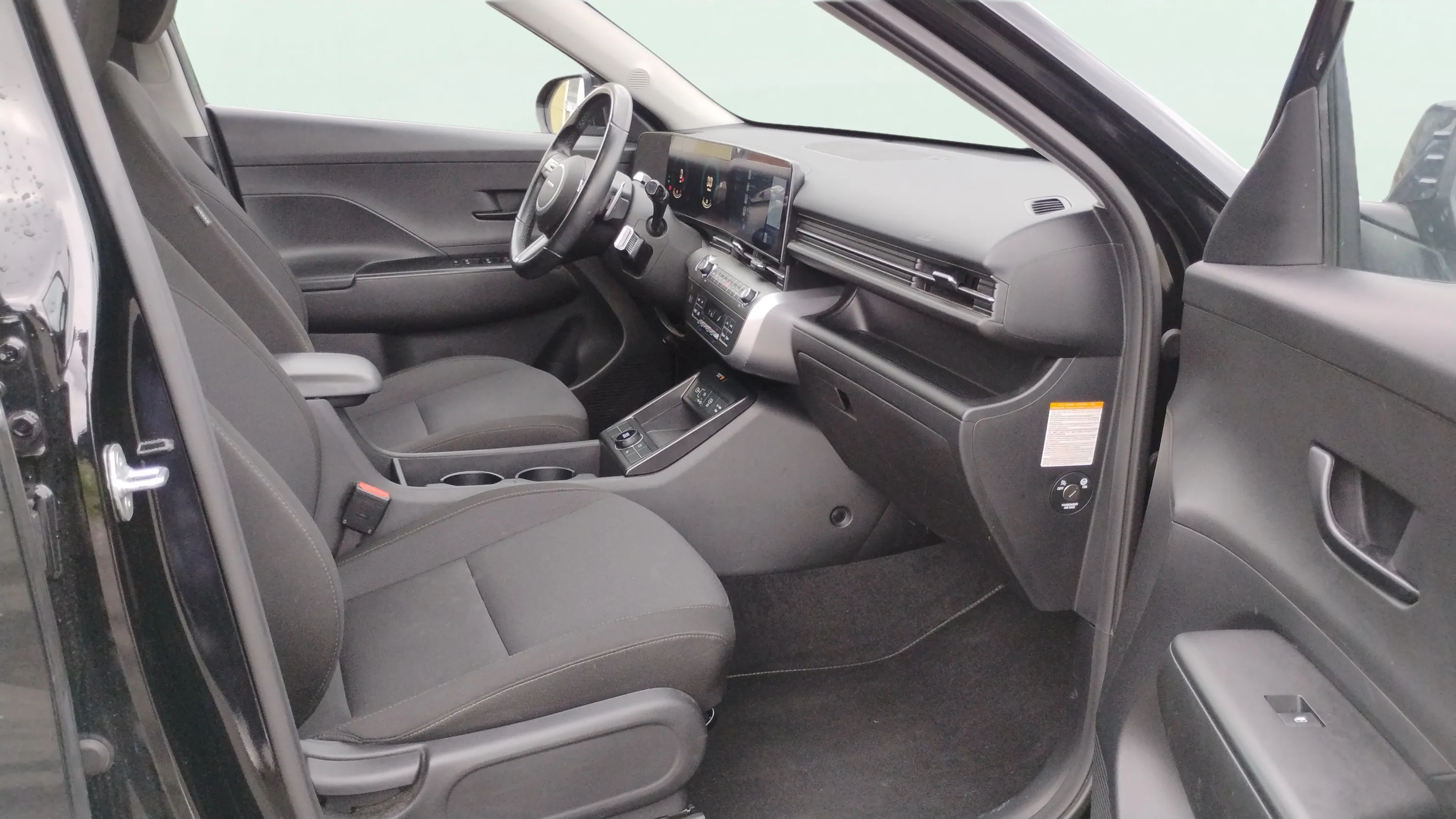 Hyundai Kona 1.6 GDI HEV Maxx DCT - foto 17