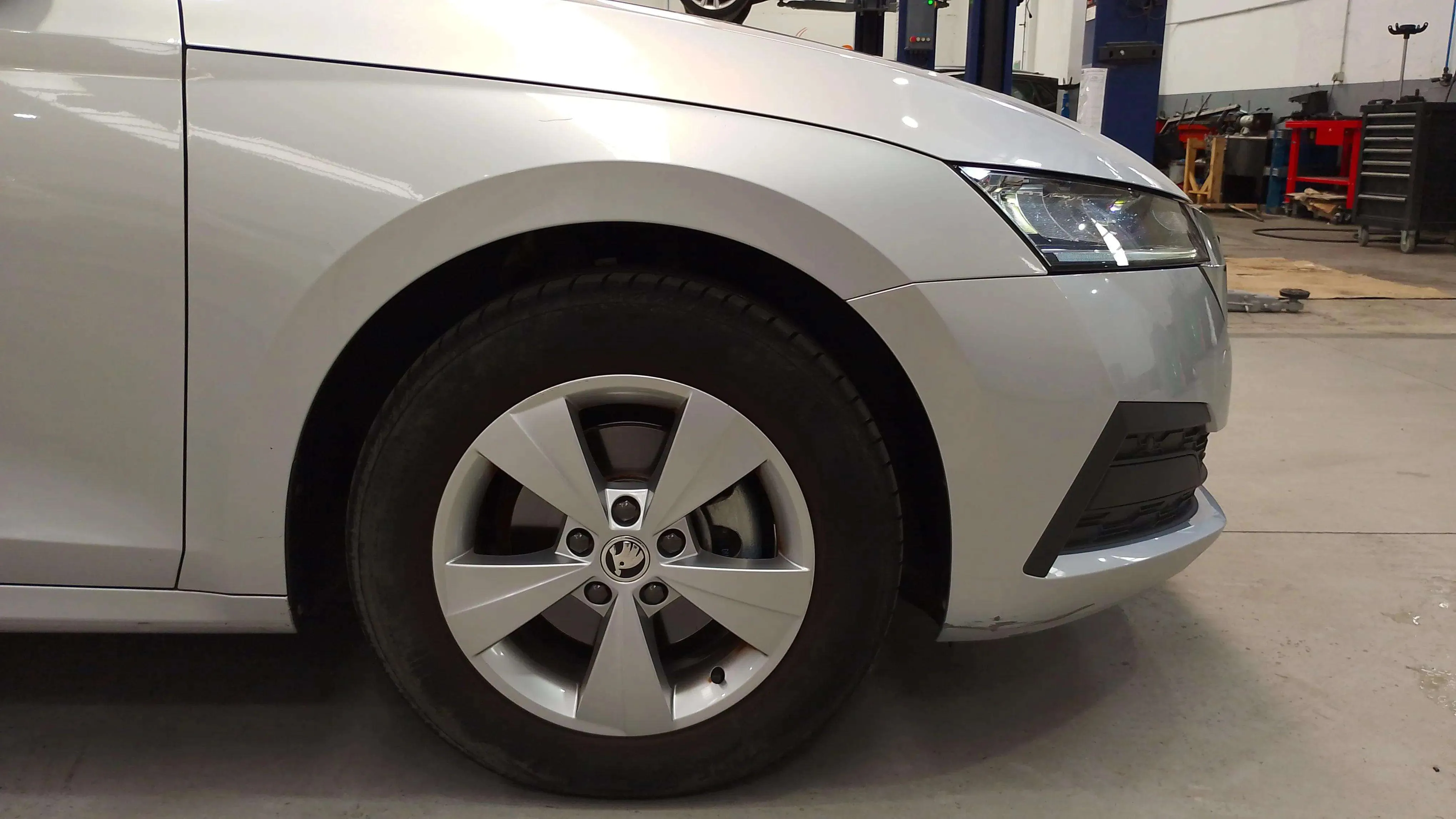 Škoda Octavia 2.0 TDI DSG Ambition - foto 17