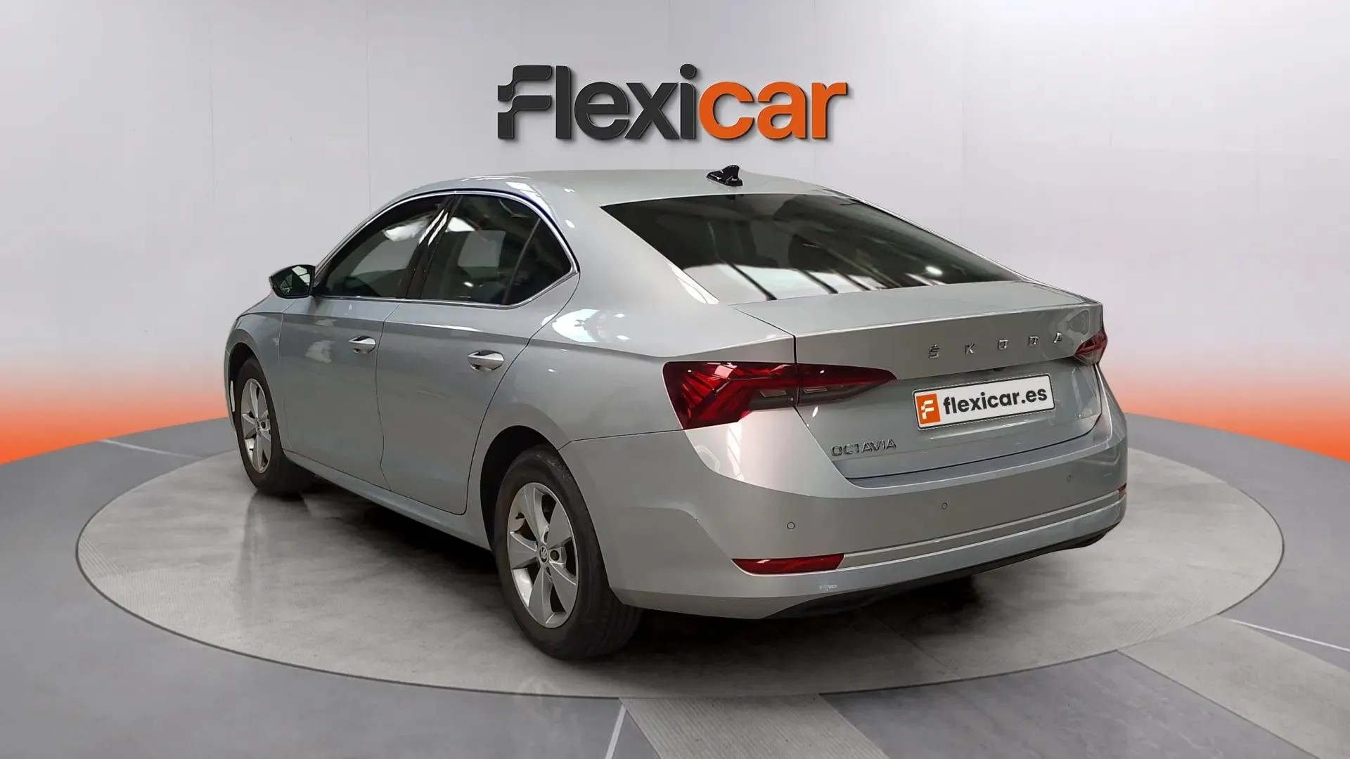 Škoda Octavia 2.0 TDI DSG Ambition - foto 7