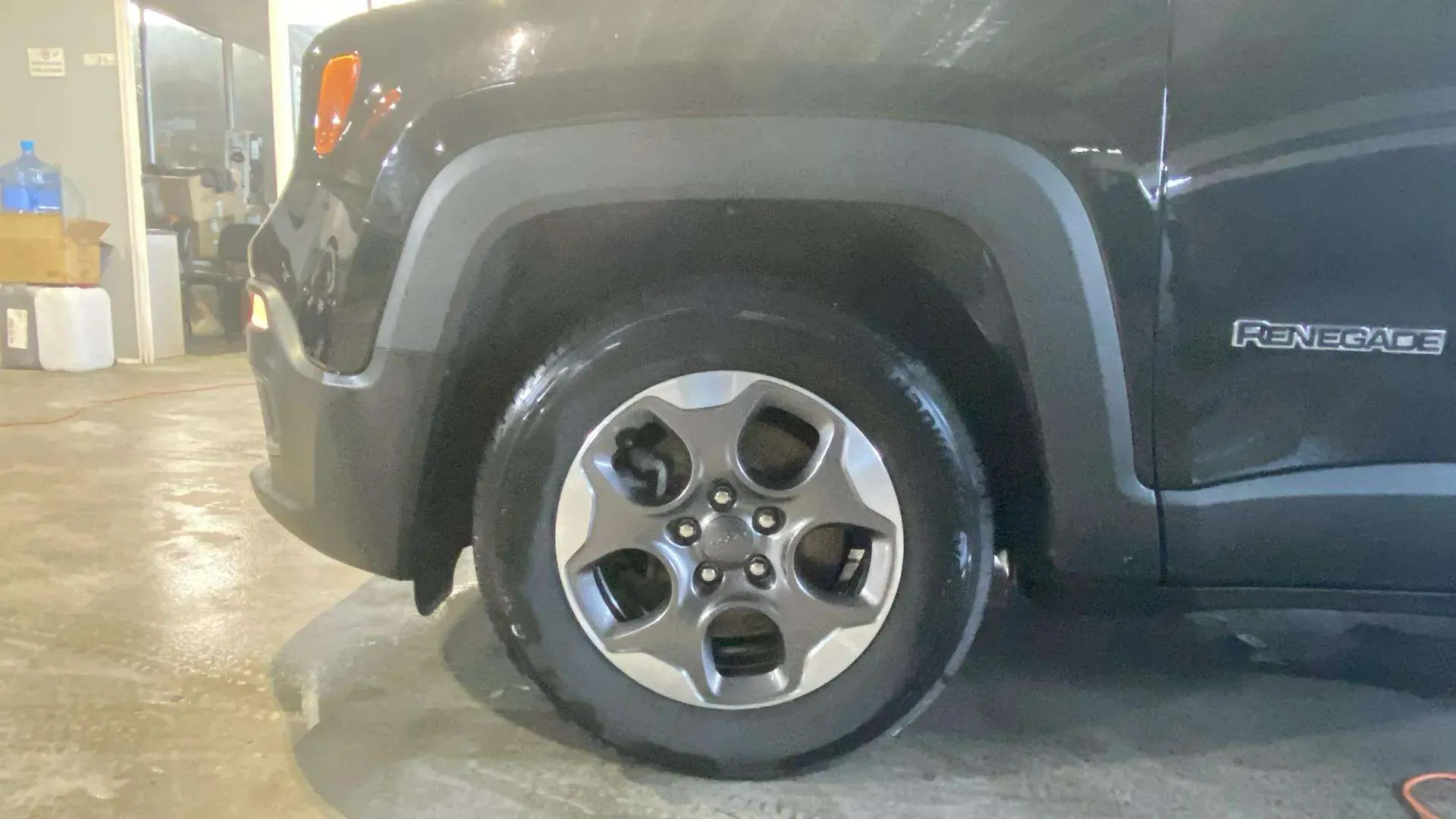 Jeep Renegade 1.6 E-TORQ Longitude FWD E6 - foto 20