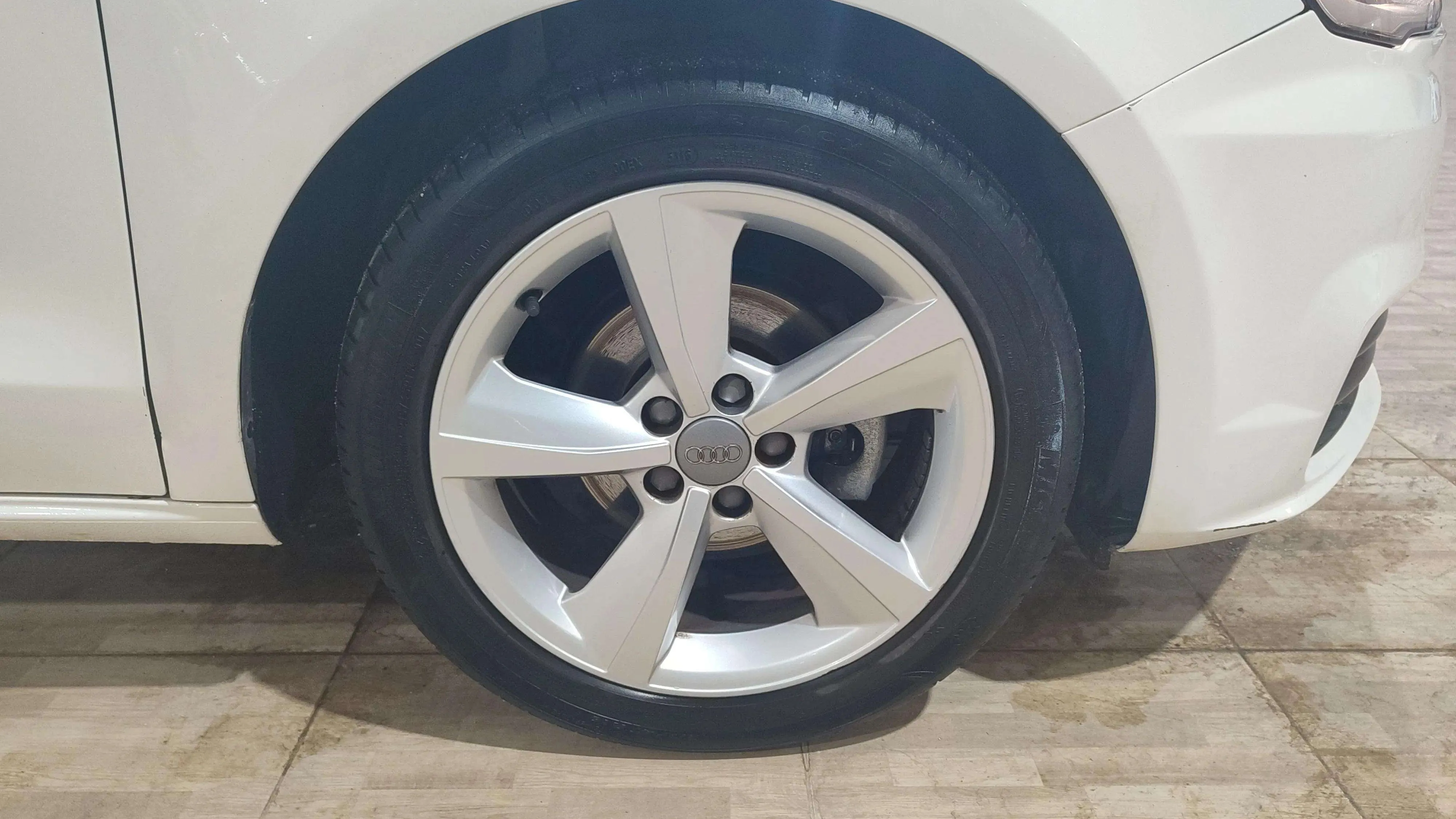 Audi A1 Attracted 1.4 TDI Sportback - foto 23