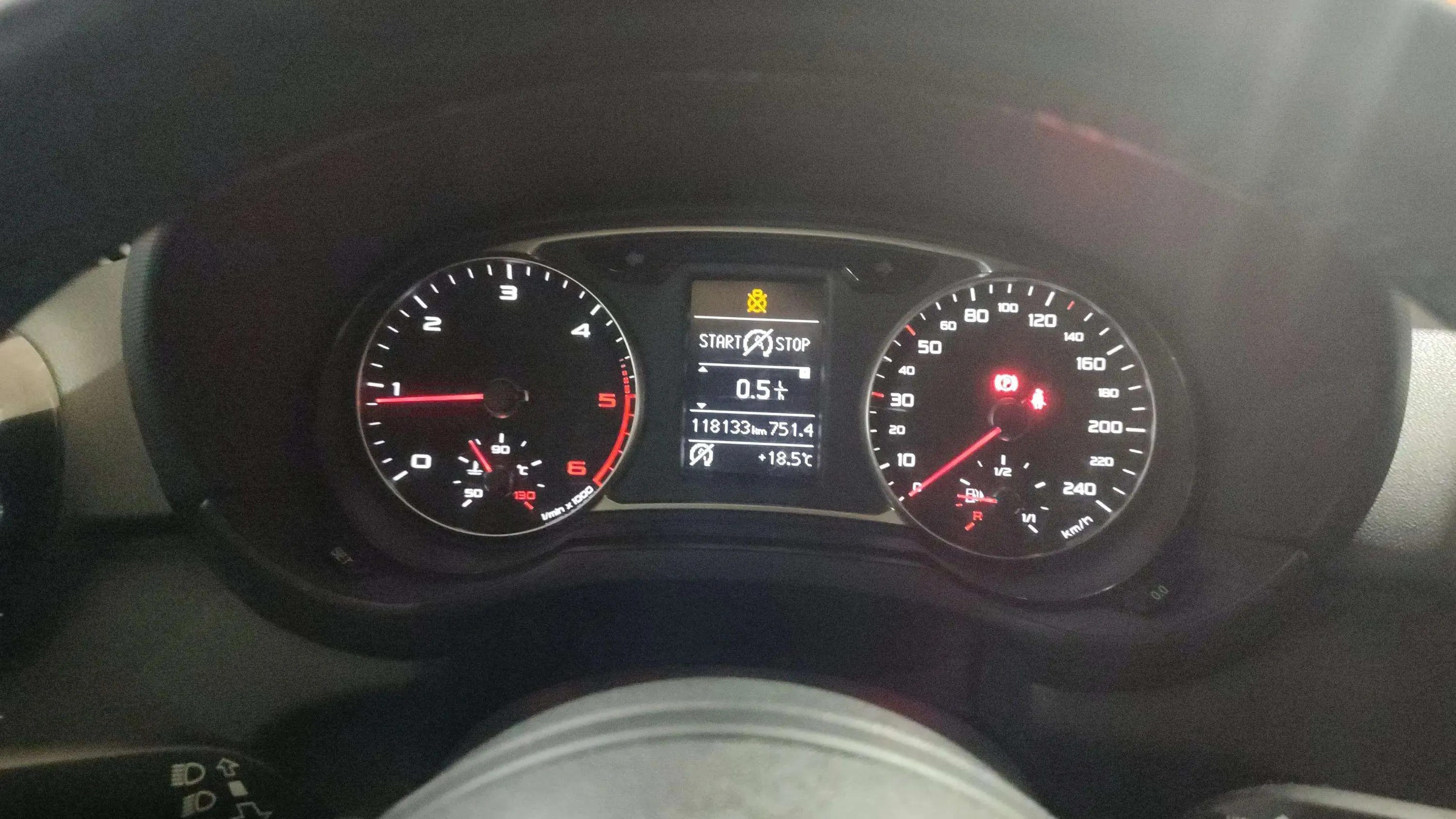 Audi A1 Attracted 1.4 TDI Sportback - foto 10