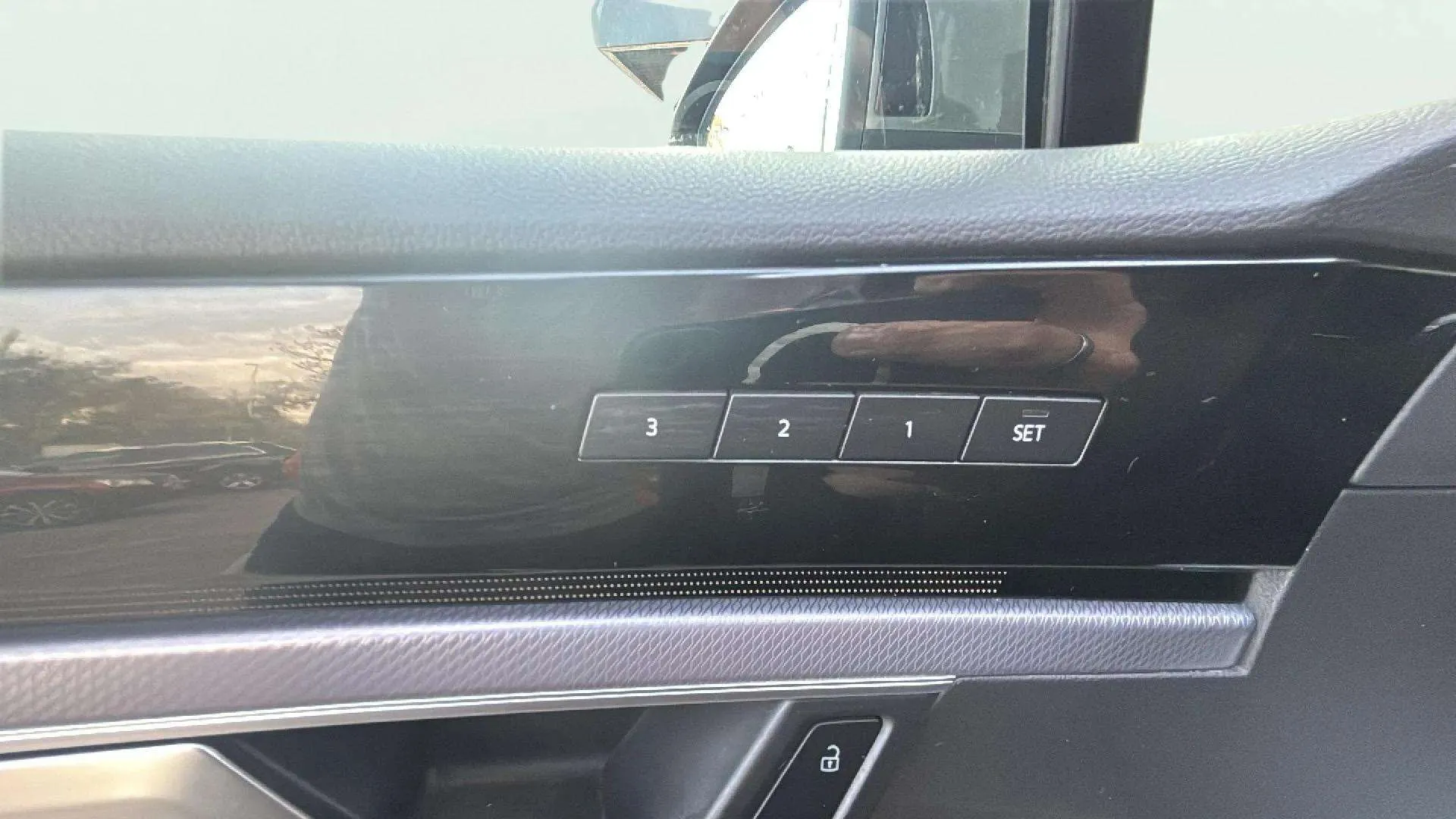 Volkswagen Touareg R-Line 3.0 TDI Tip 4Motion - foto 10