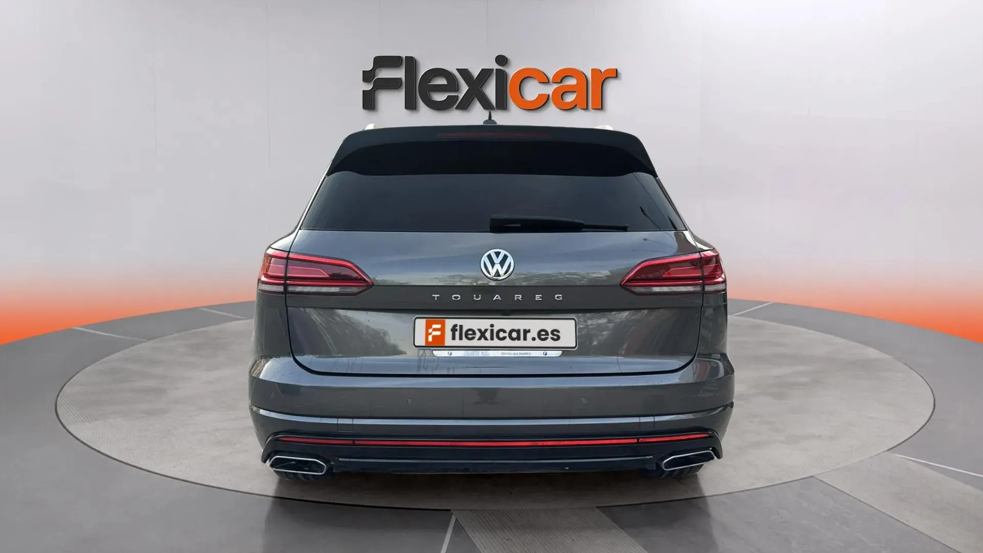 Volkswagen Touareg R-Line 3.0 TDI Tip 4Motion - foto 6