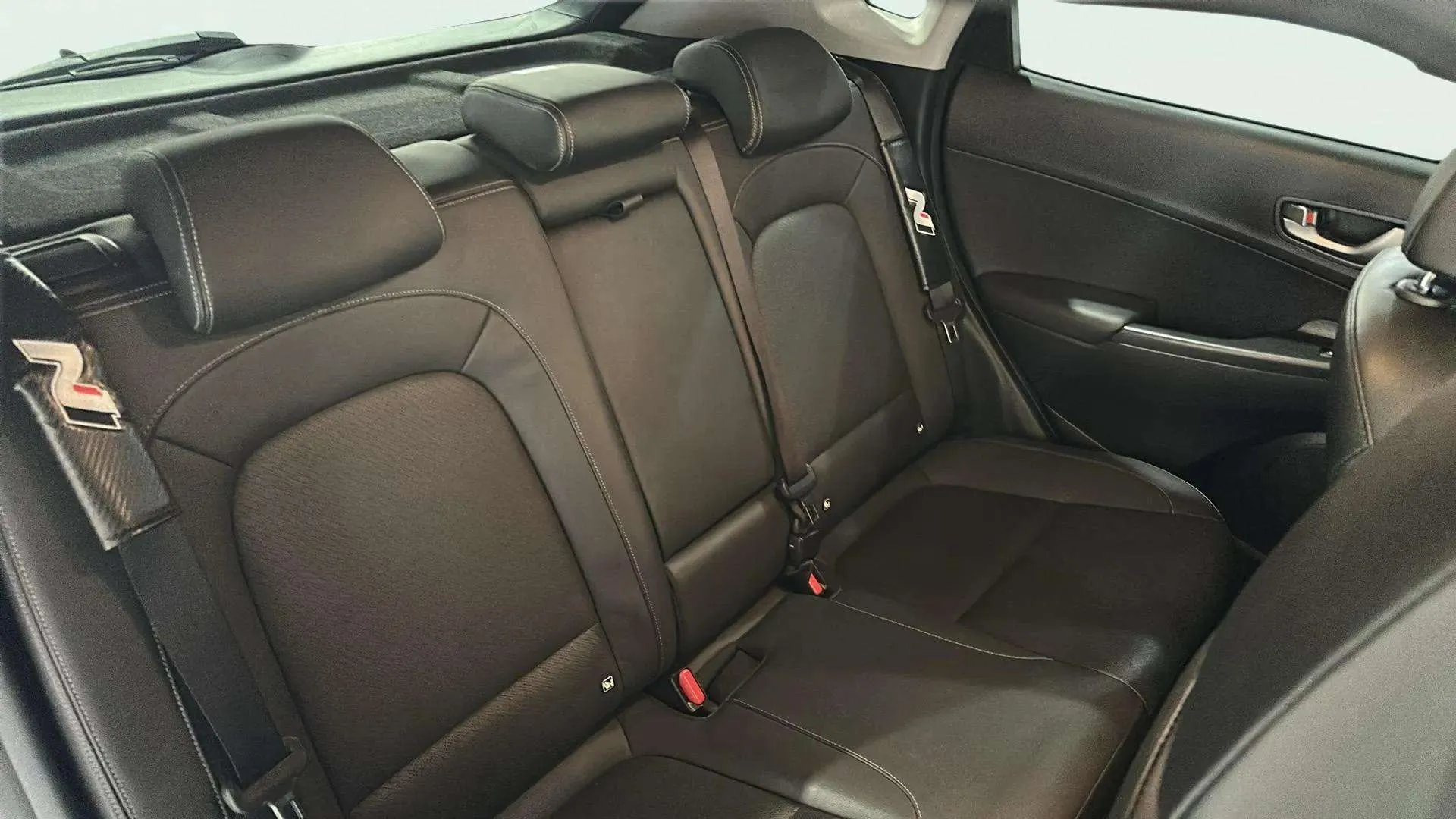 Hyundai Kona 1.6 T-GDi Tecno DT 4x2 - foto 14