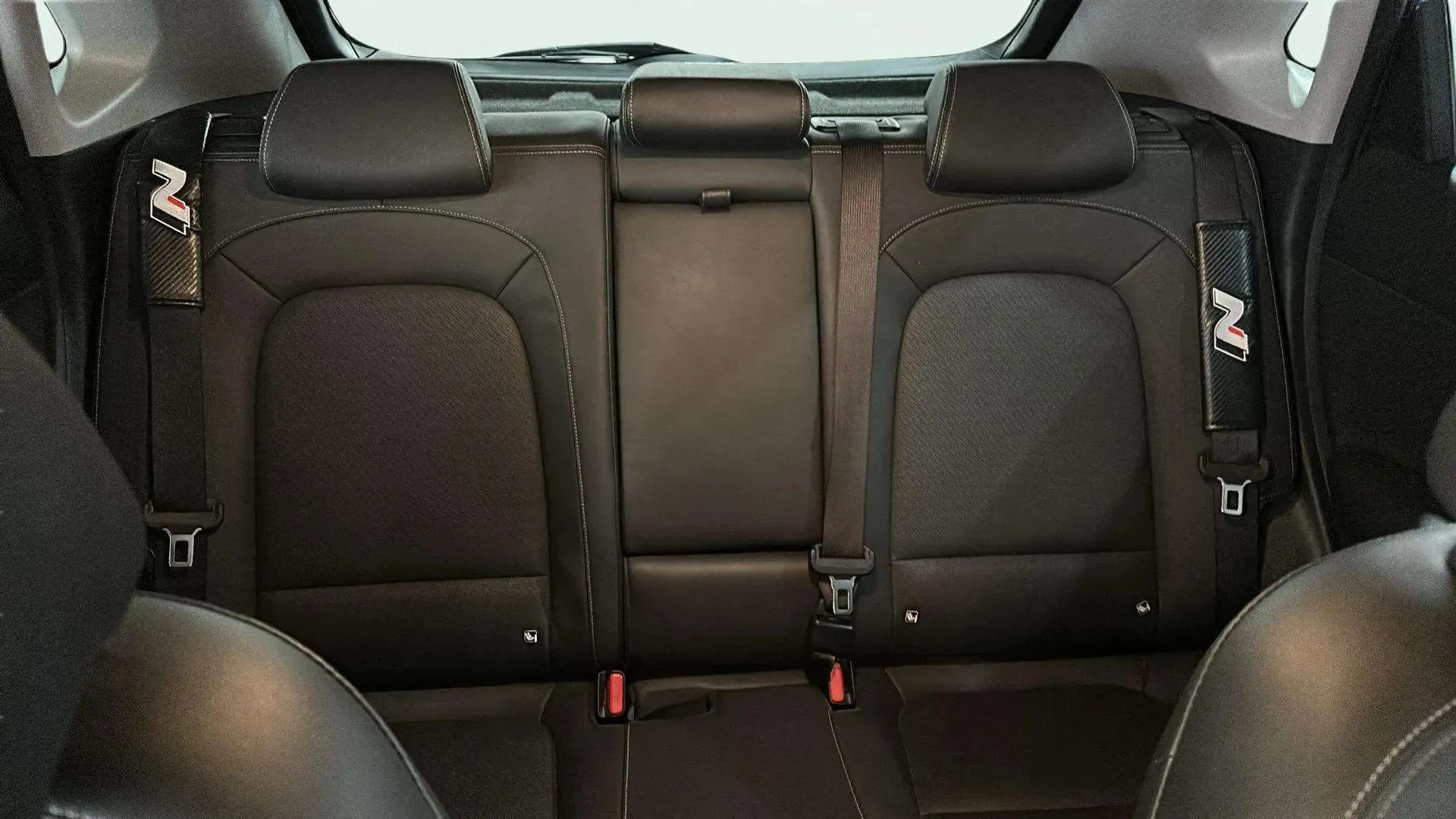 Hyundai Kona 1.6 T-GDi Tecno DT 4x2 - foto 15
