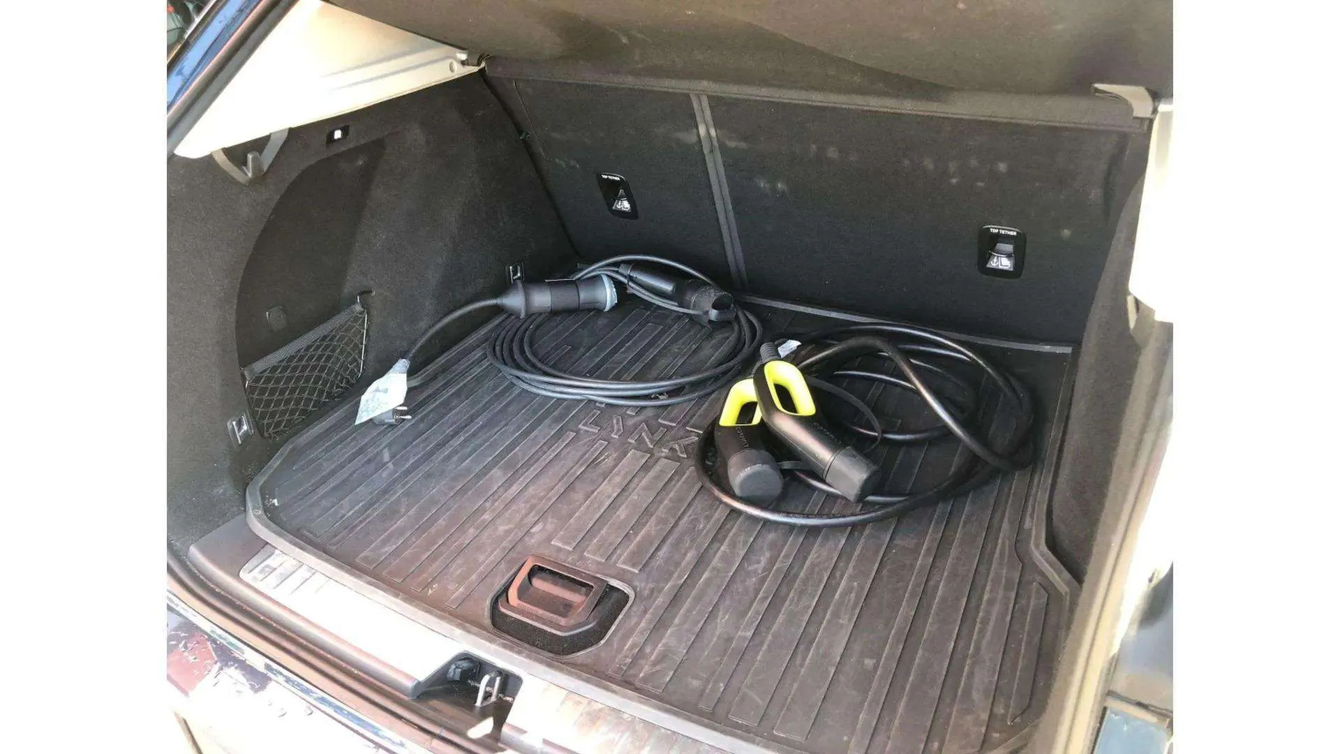 Lynk & Co 01 1.5 PHEV - foto 11