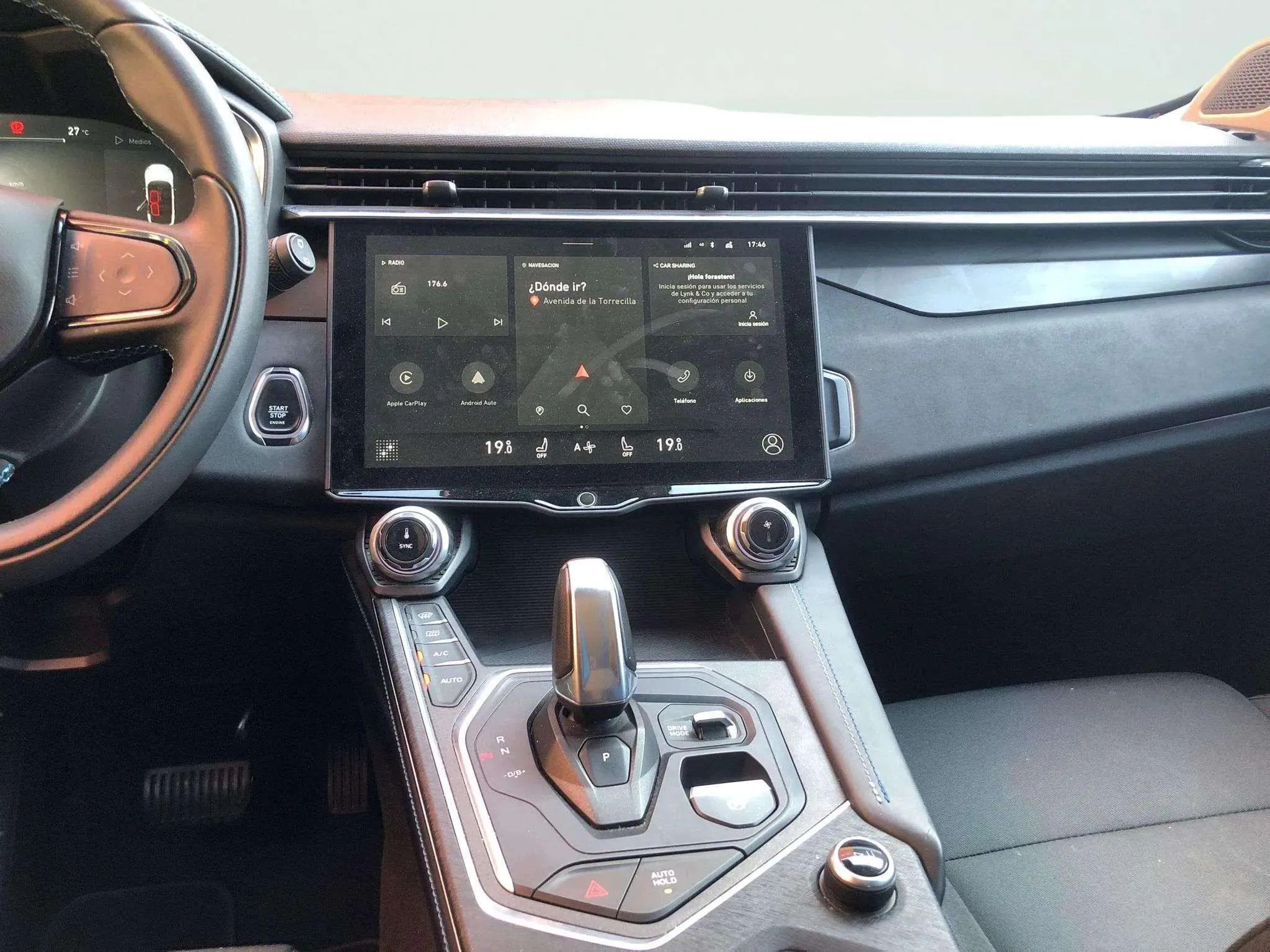 Lynk & Co 01 1.5 PHEV - foto 9