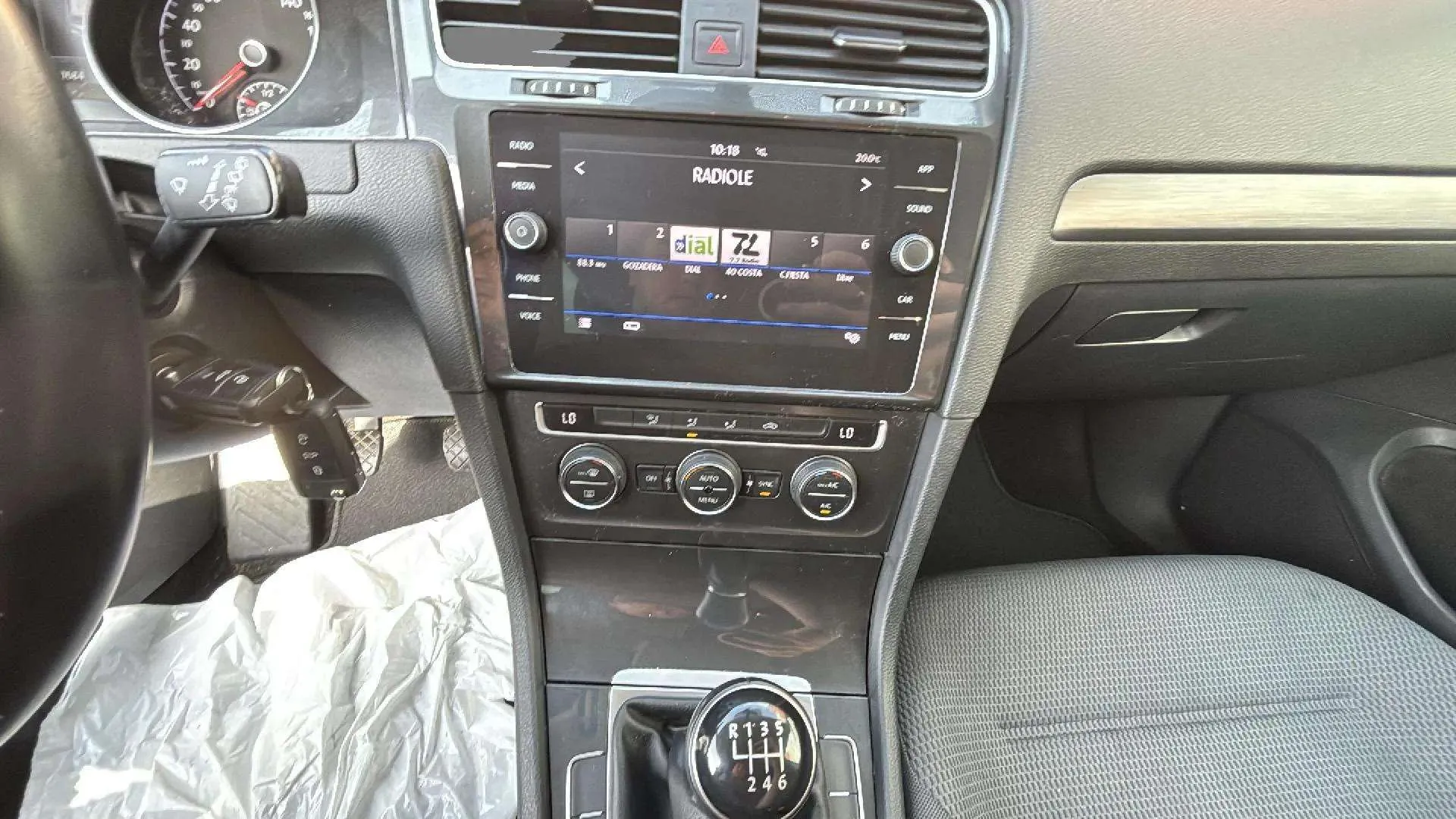 Volkswagen Golf Advance 1.0 TSI - foto 21