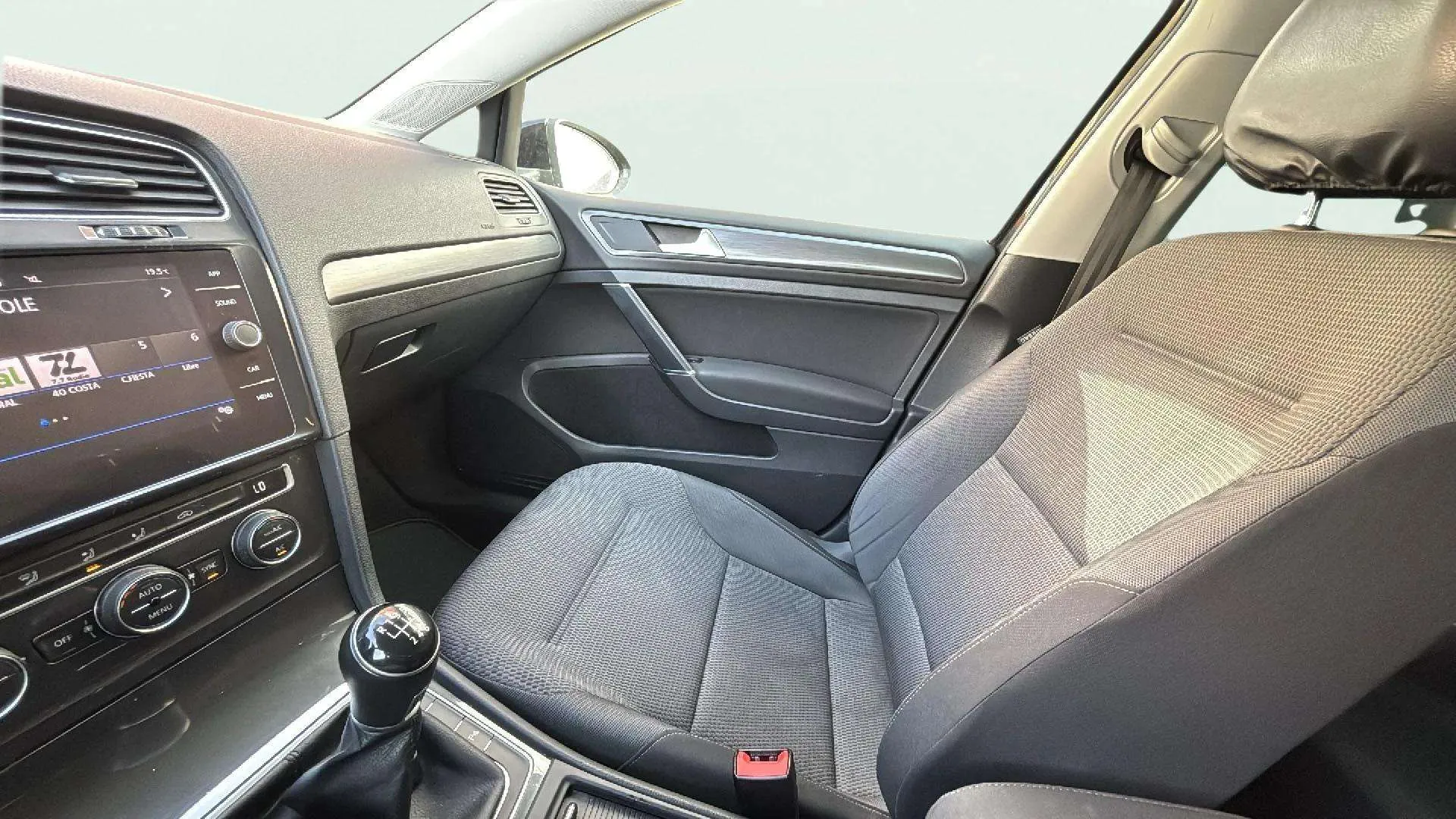 Volkswagen Golf Advance 1.0 TSI - foto 20