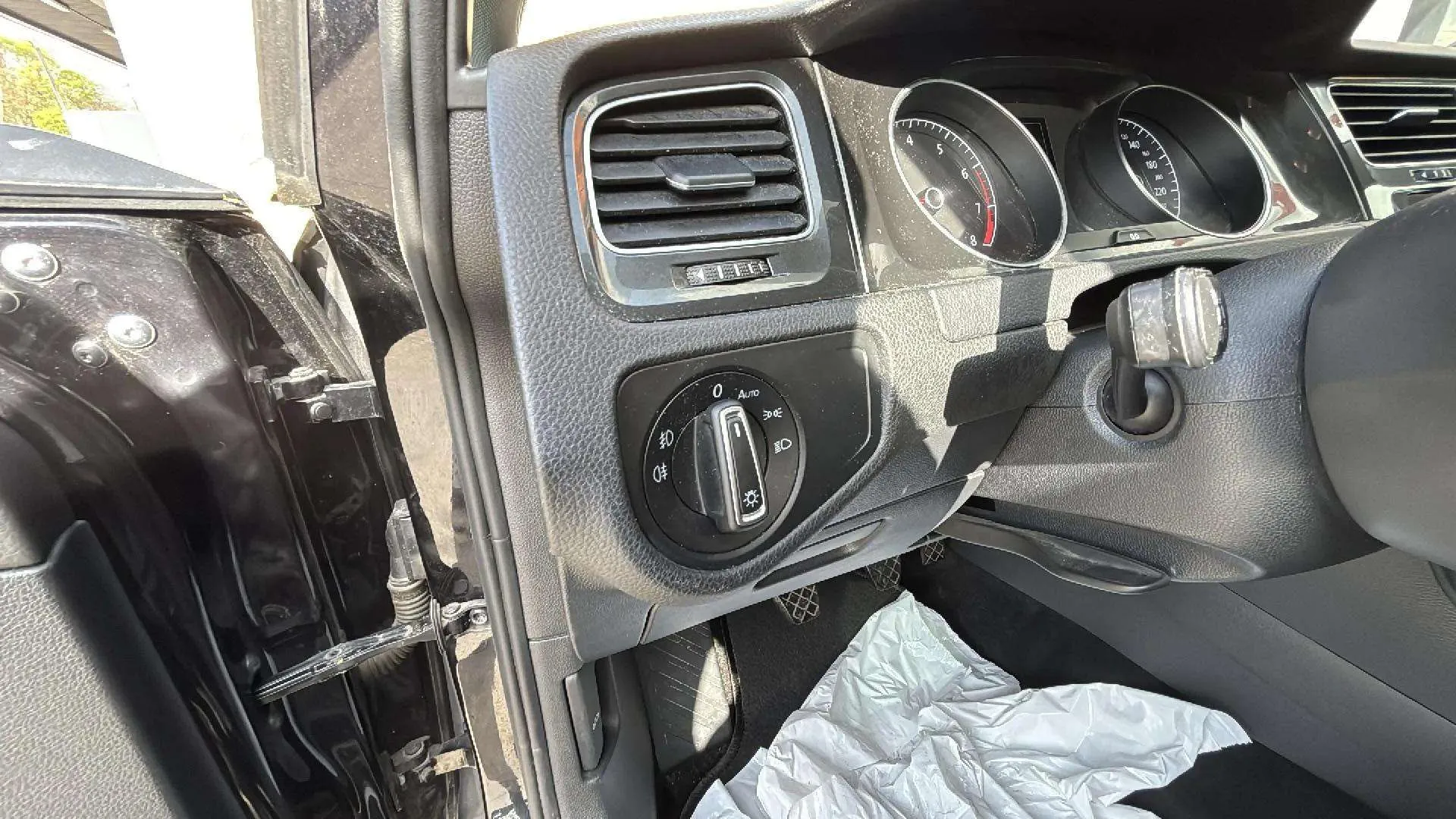 Volkswagen Golf Advance 1.0 TSI - foto 29