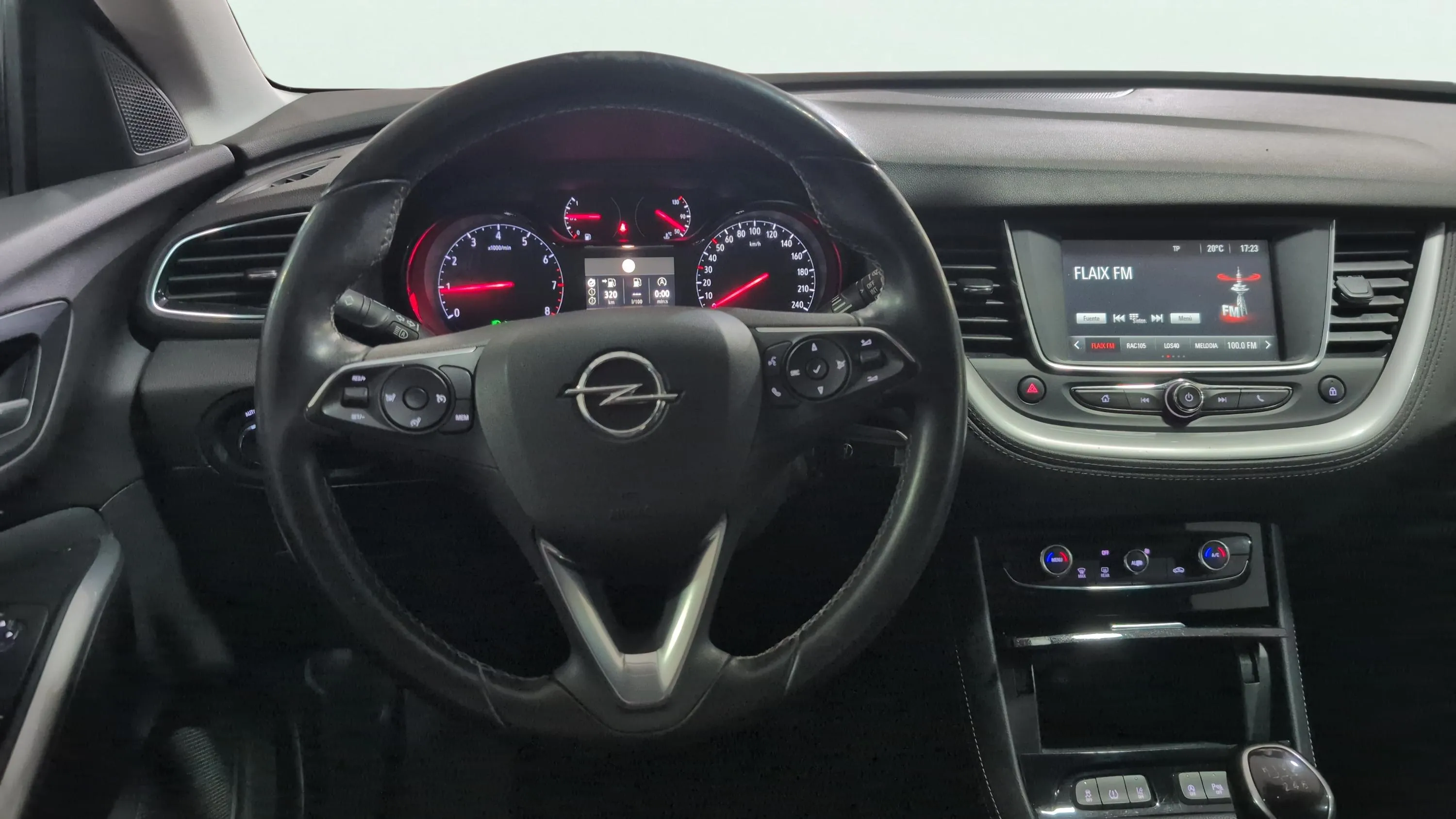 Opel Grandland 1.2 Turbo Selective - foto 11