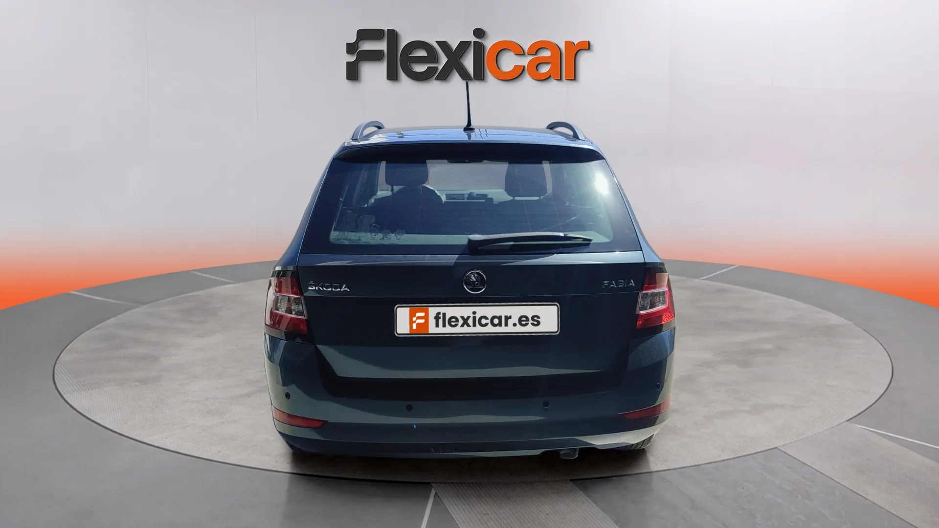 Škoda Fabia 1.0 TSI Active - foto 4