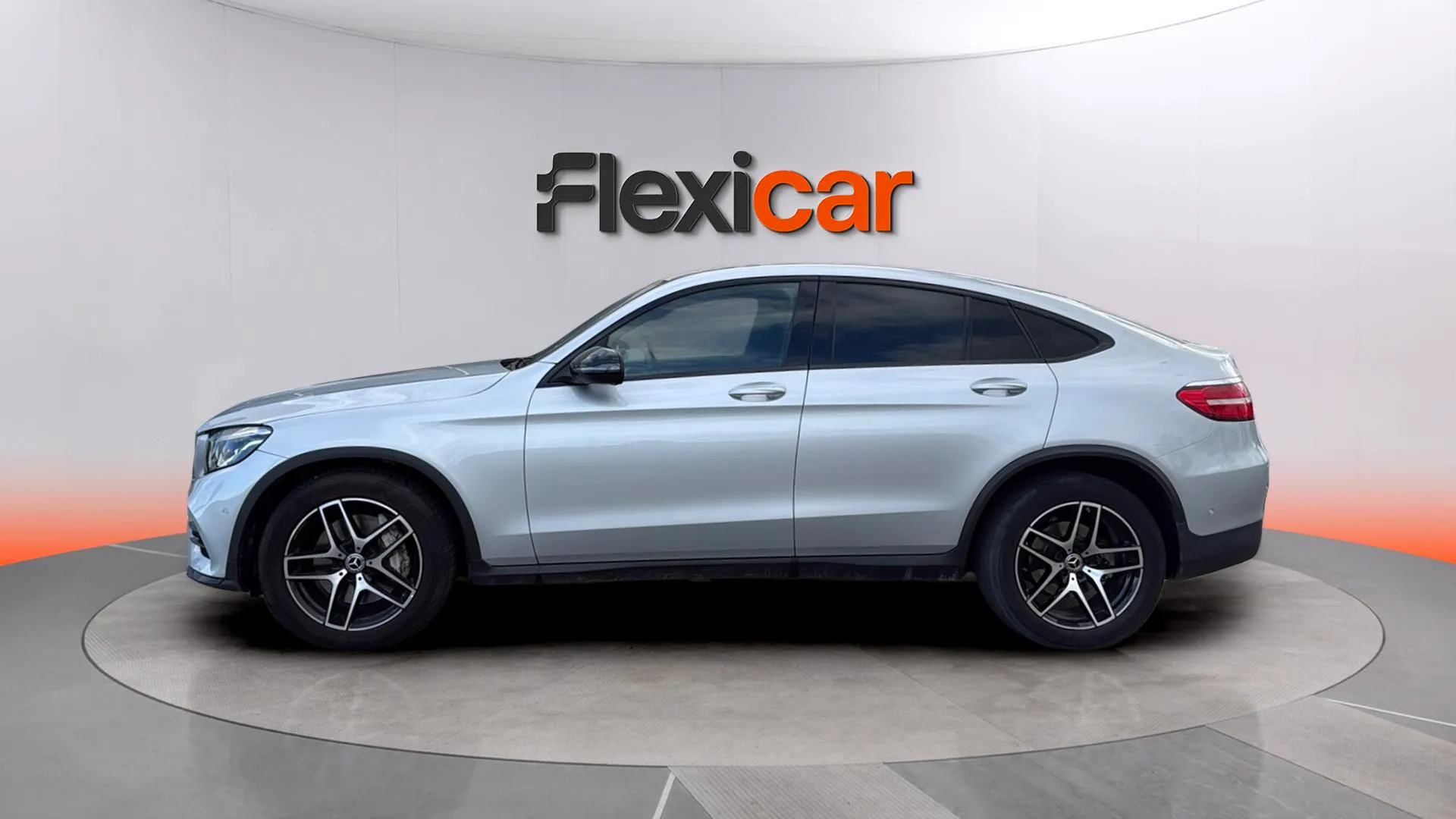 Mercedes-Benz GLC 220 d 4MATIC - foto 4