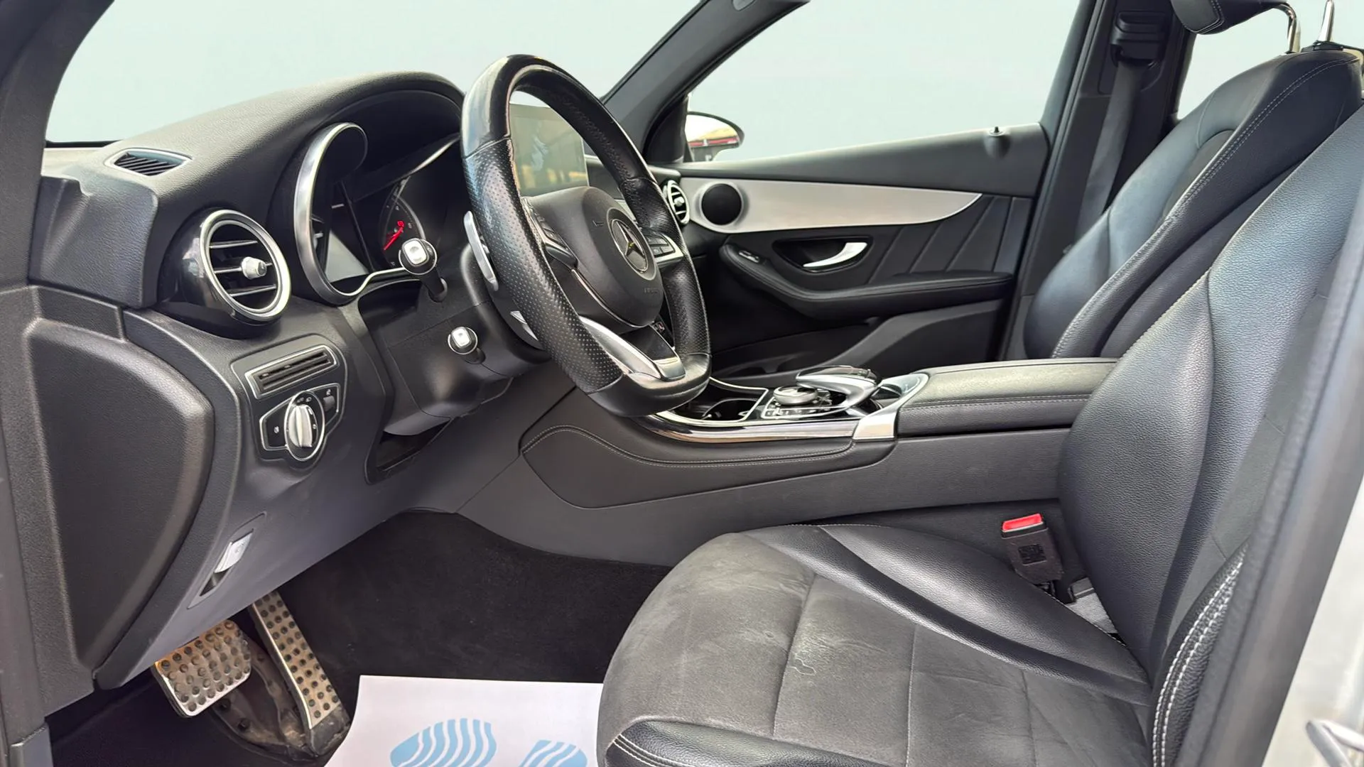 Mercedes-Benz GLC 220 d 4MATIC - foto 9