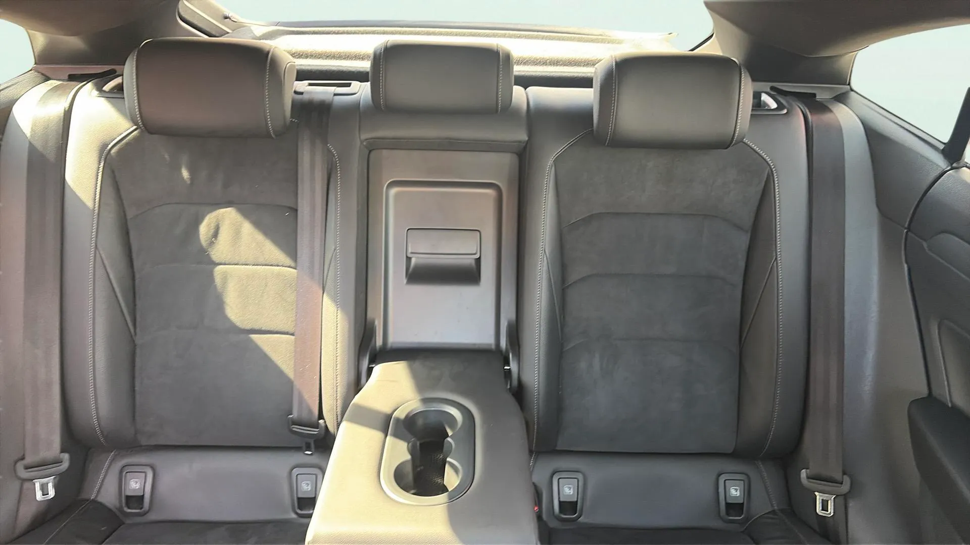 Volkswagen Arteon R-Line 2.0 TDI DSG - foto 14