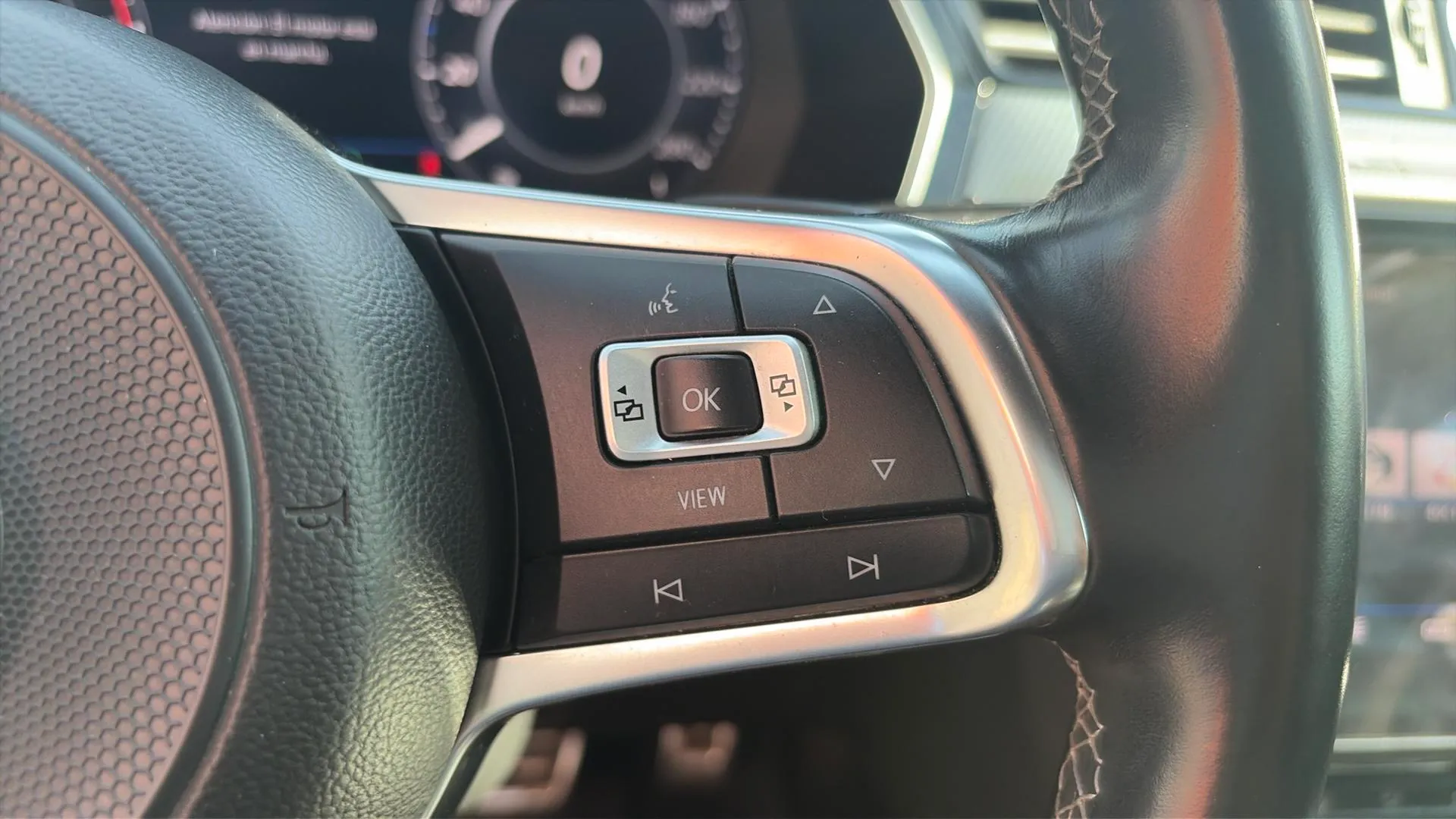Volkswagen Arteon R-Line 2.0 TDI DSG - foto 16