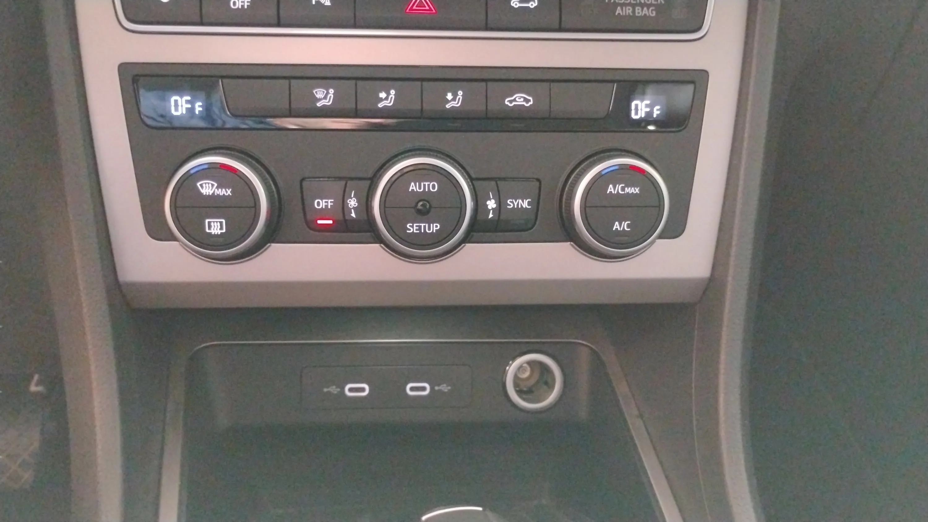 SEAT Ateca 2.0 TDI DSG X-Perience - foto 14
