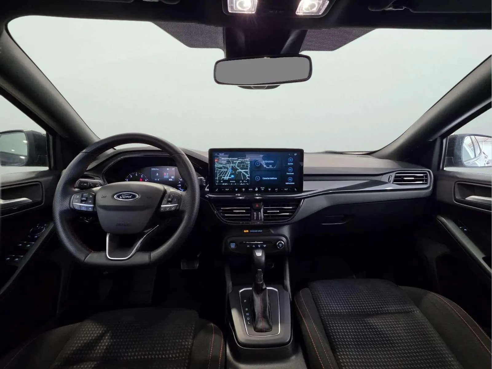 Ford Focus 1.0 EcoBoost MHEV ST-Line - foto 7
