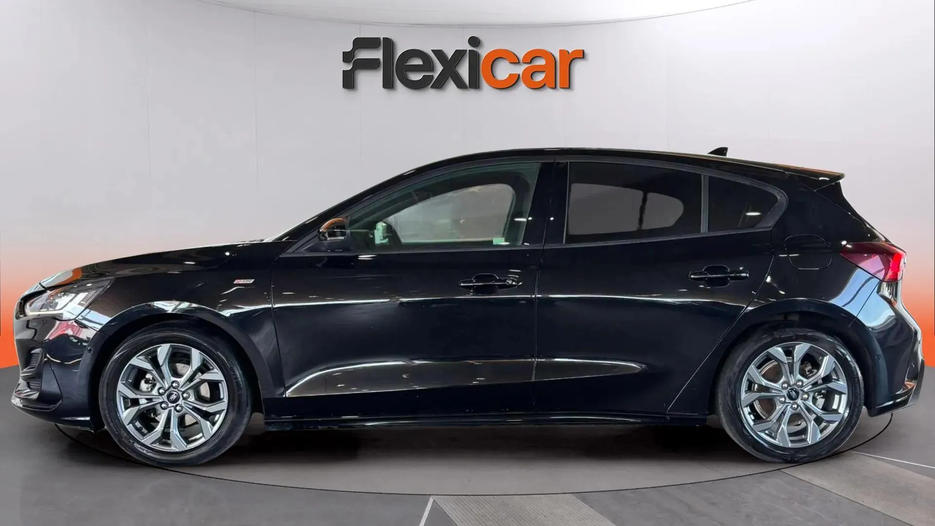 Ford Focus 1.0 EcoBoost MHEV ST-Line - foto 5