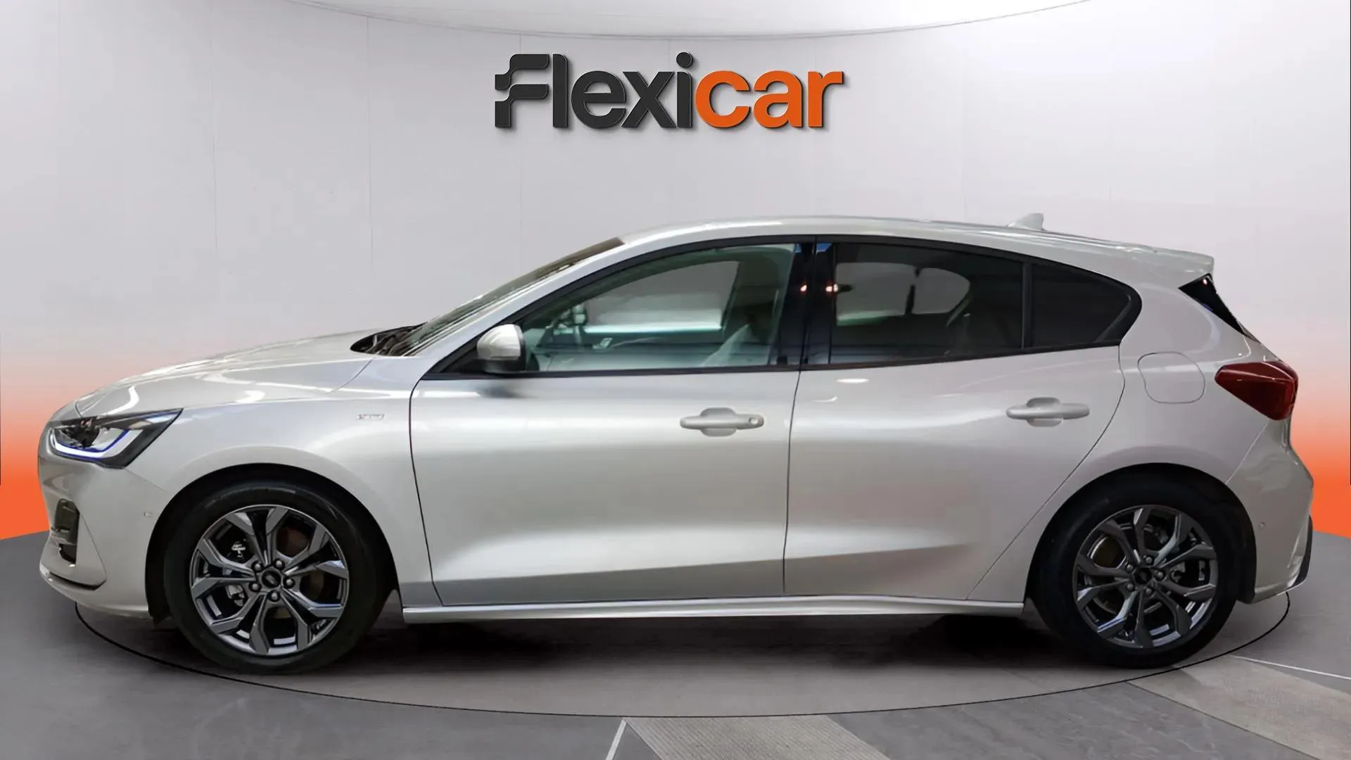 Ford Focus 1.0 EcoBoost MHEV ST-Line - foto 3