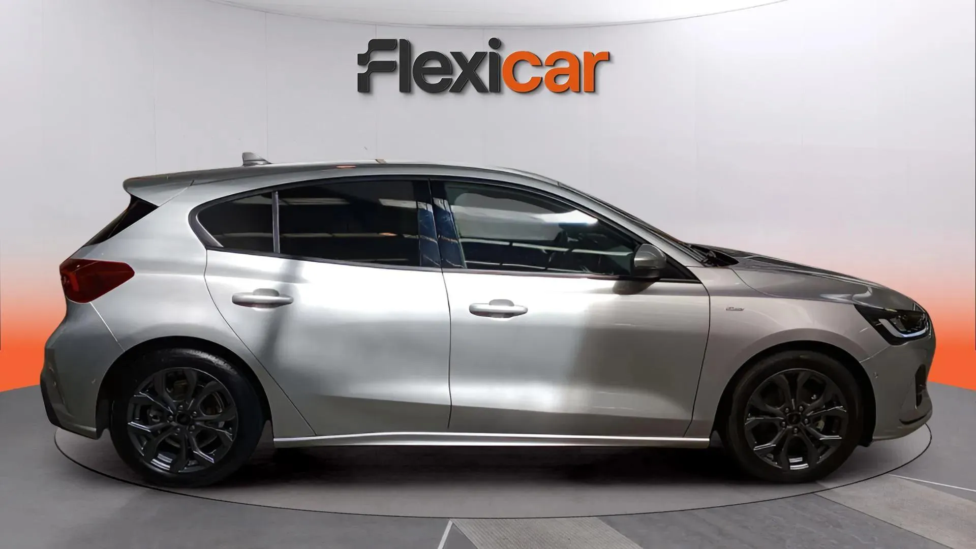 Ford Focus 1.0 EcoBoost MHEV ST-Line - foto 5
