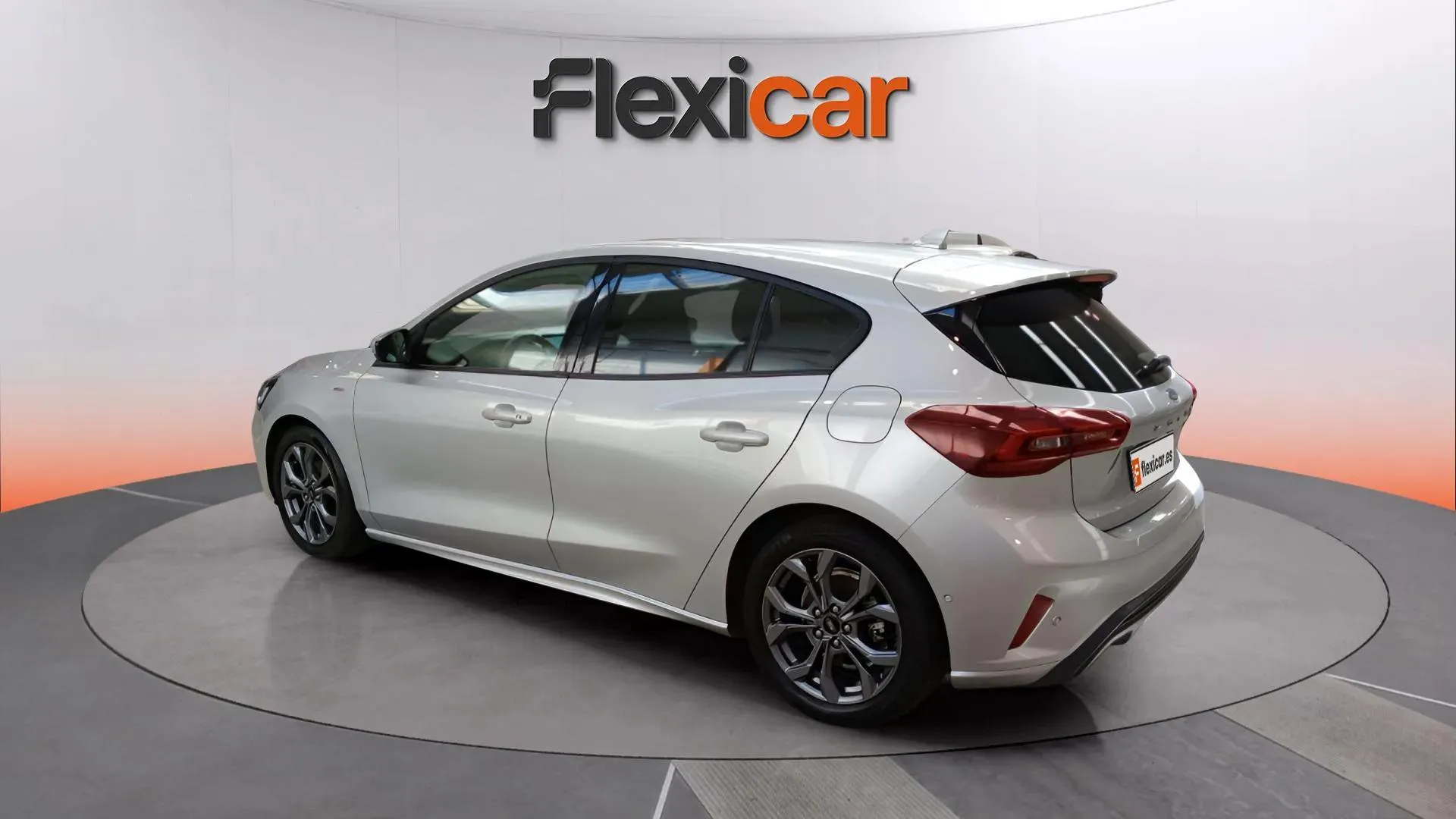 Ford Focus 1.0 EcoBoost MHEV ST-Line - foto 4
