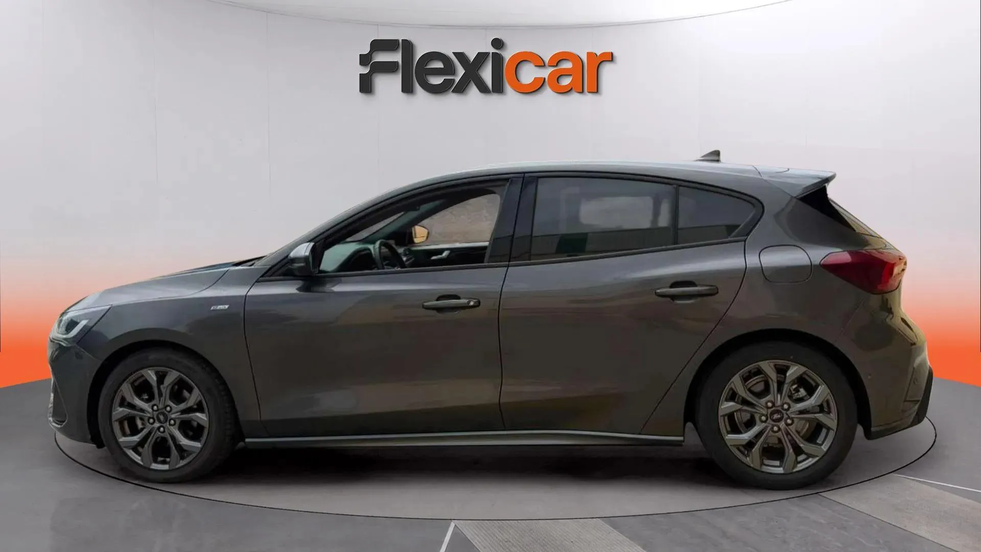 Ford Focus 1.0 EcoBoost MHEV ST-Line - foto 3