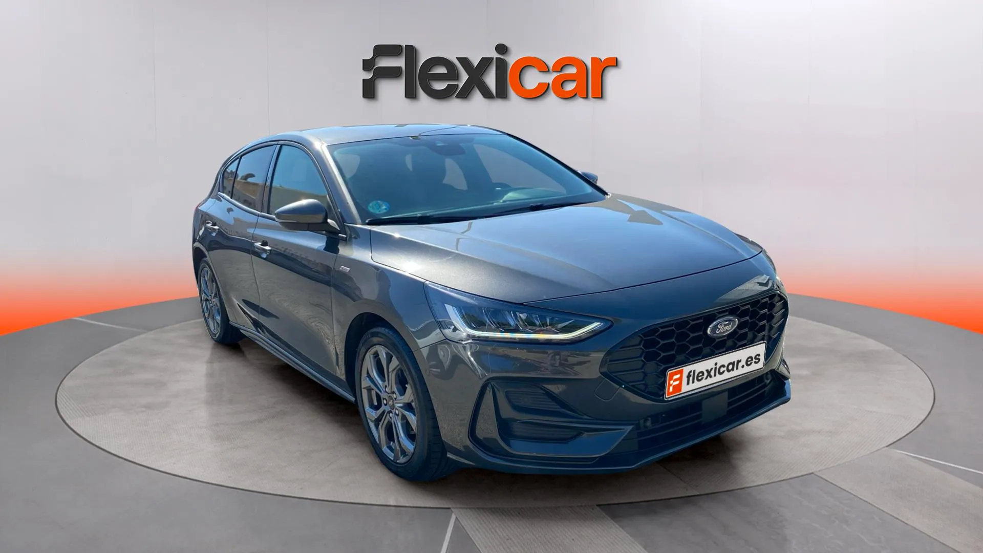 Ford Focus 1.0 EcoBoost MHEV ST-Line - foto 1